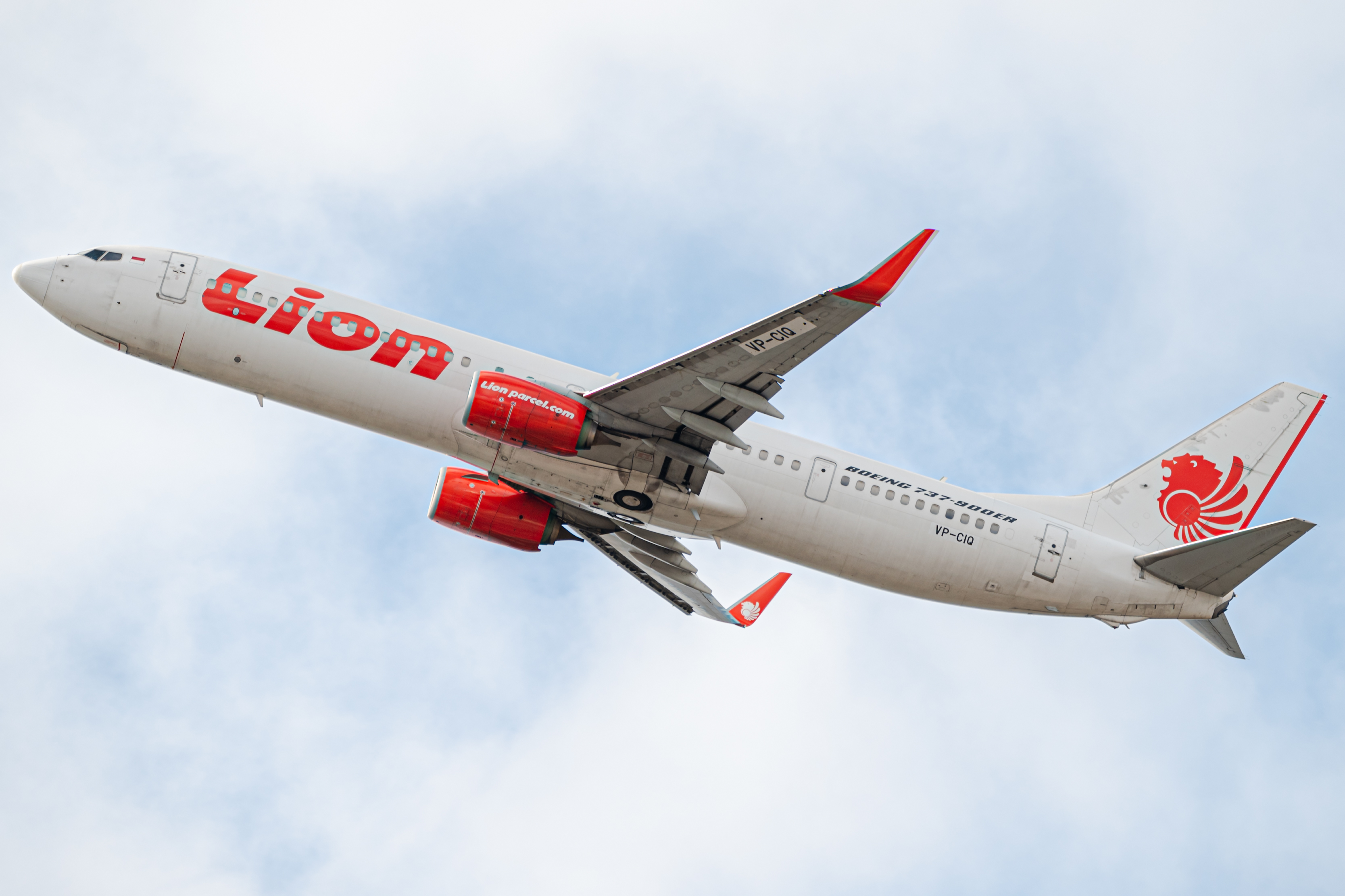 Full size: Lion Air Boeing 737-900ER BP-CIQ at Daniel K Inouye International Airport