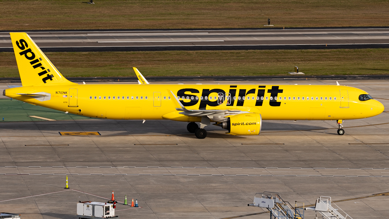 Full size: Spirit Airlines Airbus A321NEO N710NK at Tampa International Airport