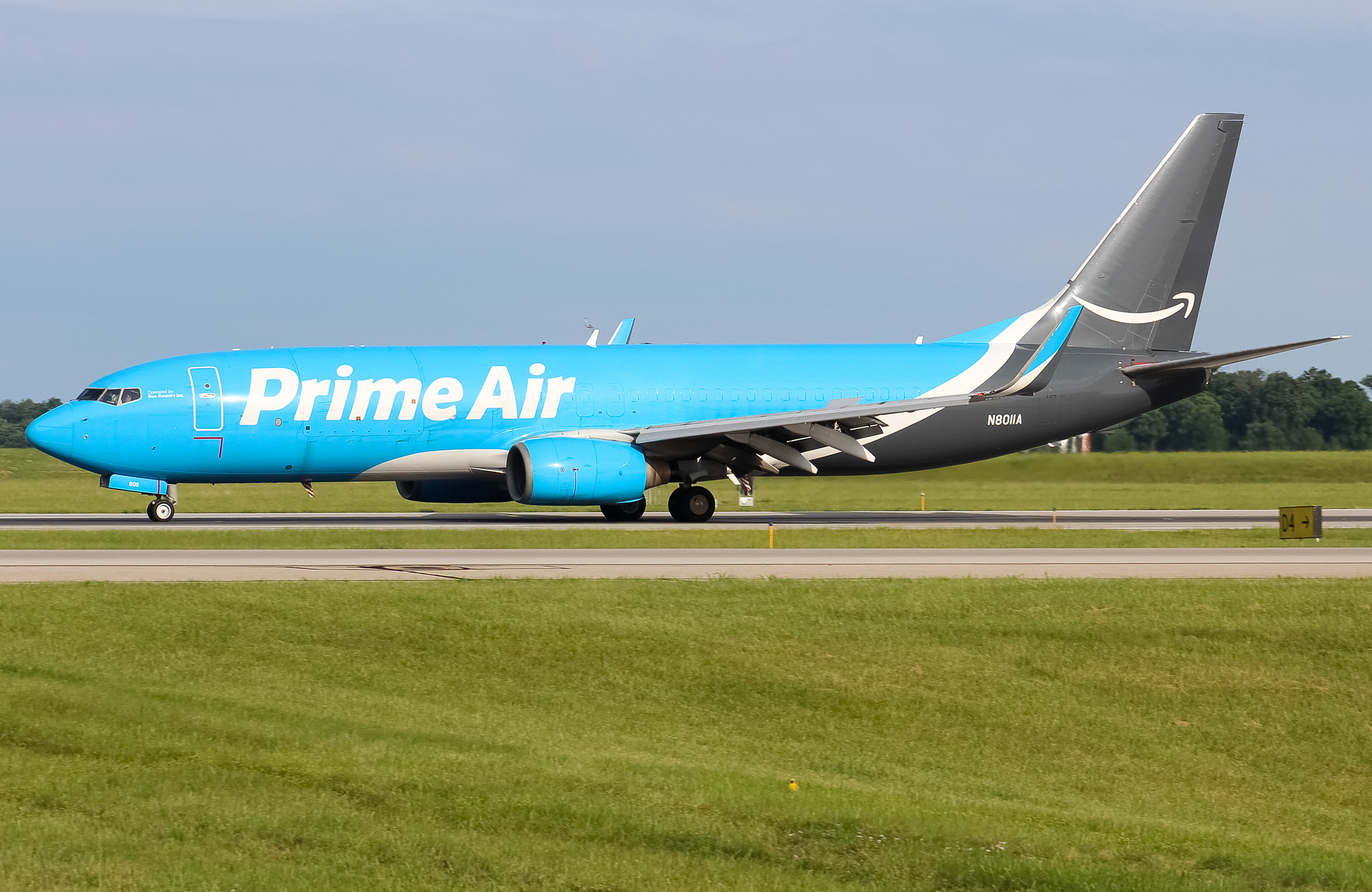 Full size: Prime Air 737-800(BCF) N8011A at Cincinnati/Northern Kentucky International Airport