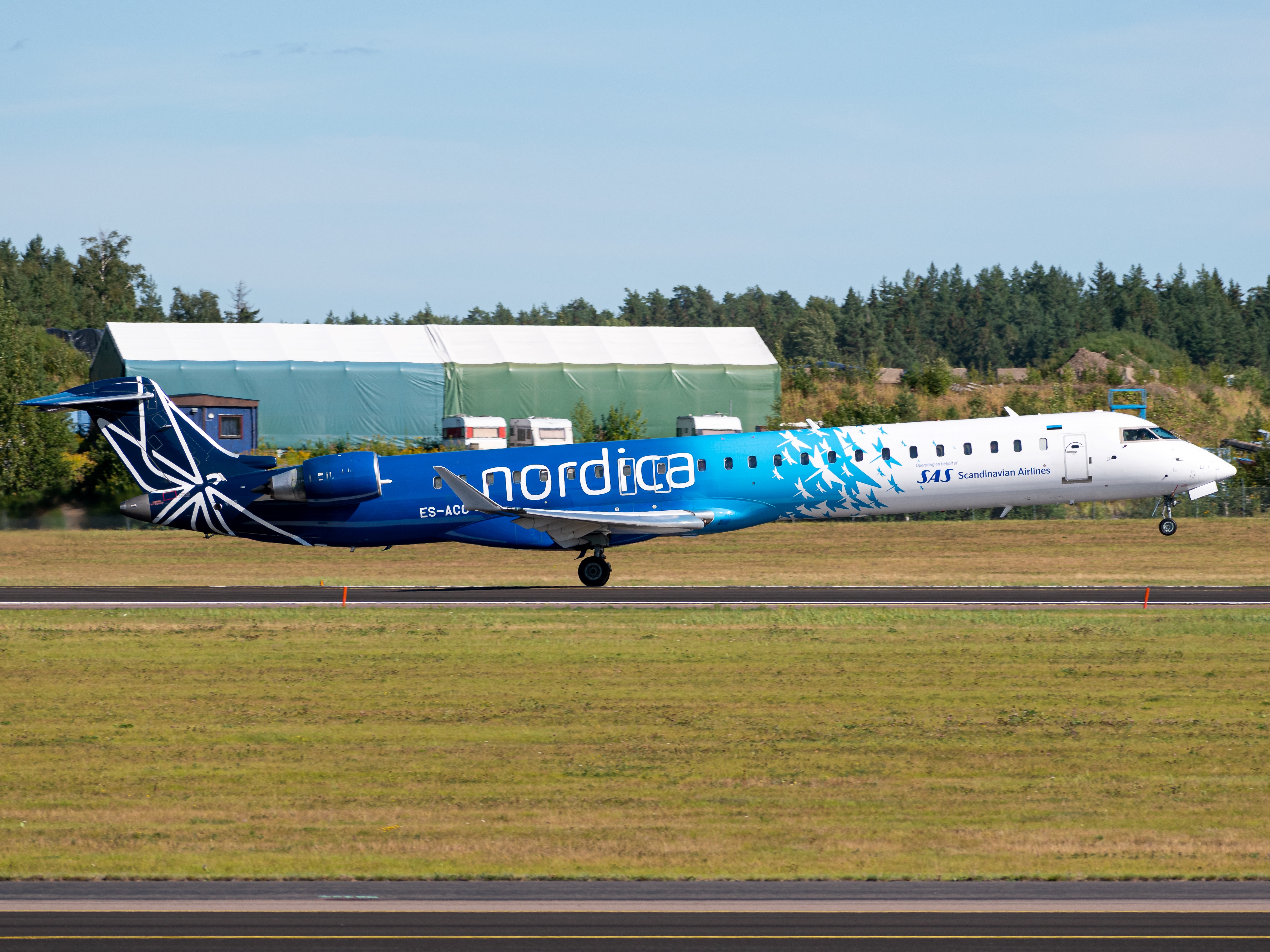 Full size: Nordica Mitsubishi CRJ-900 ES-ACC at Stockholm Arlanda Airport