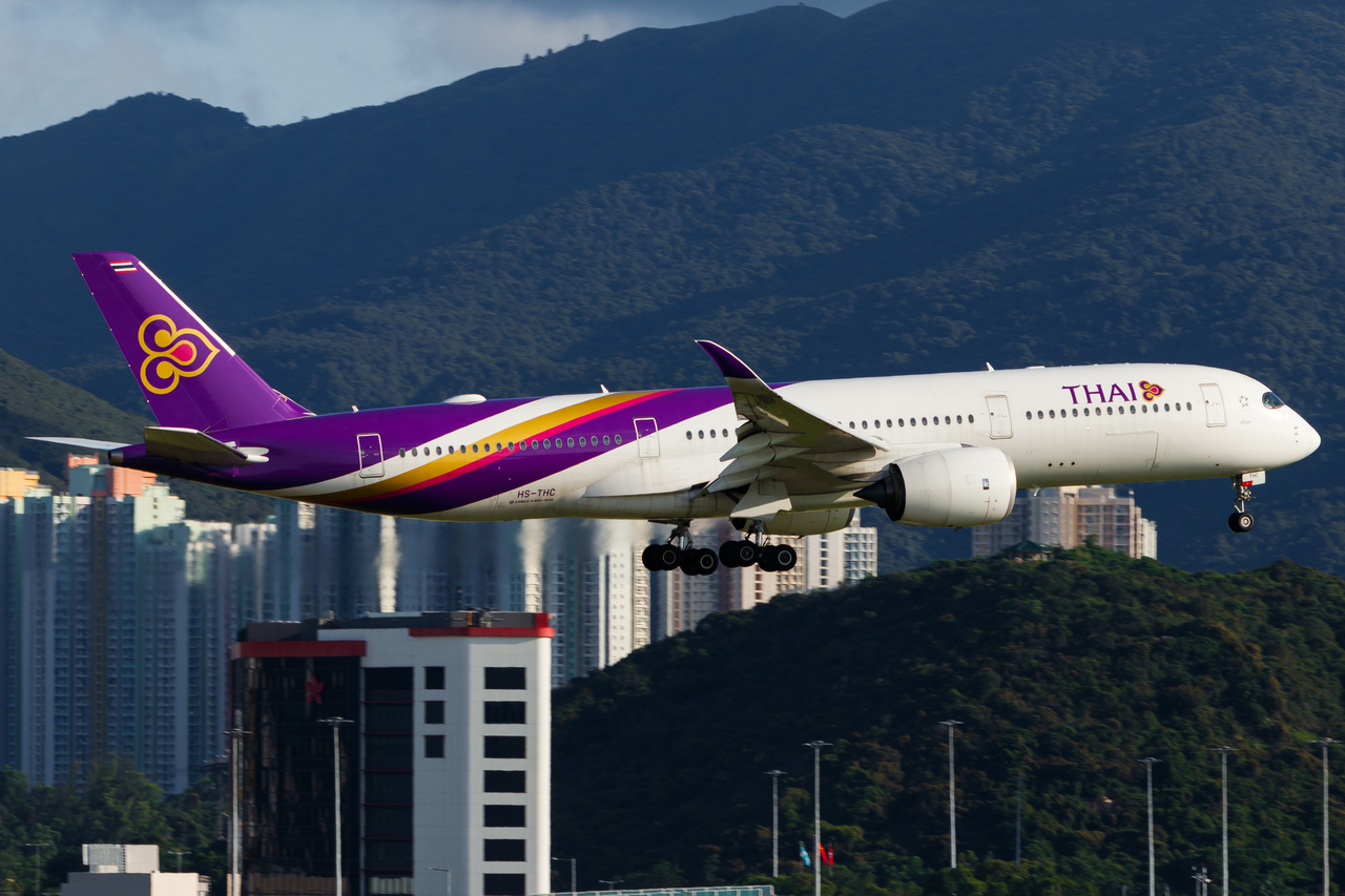 Full size: Thai Airways Airbus A350-900 HS-THC at Hong Kong International Airport