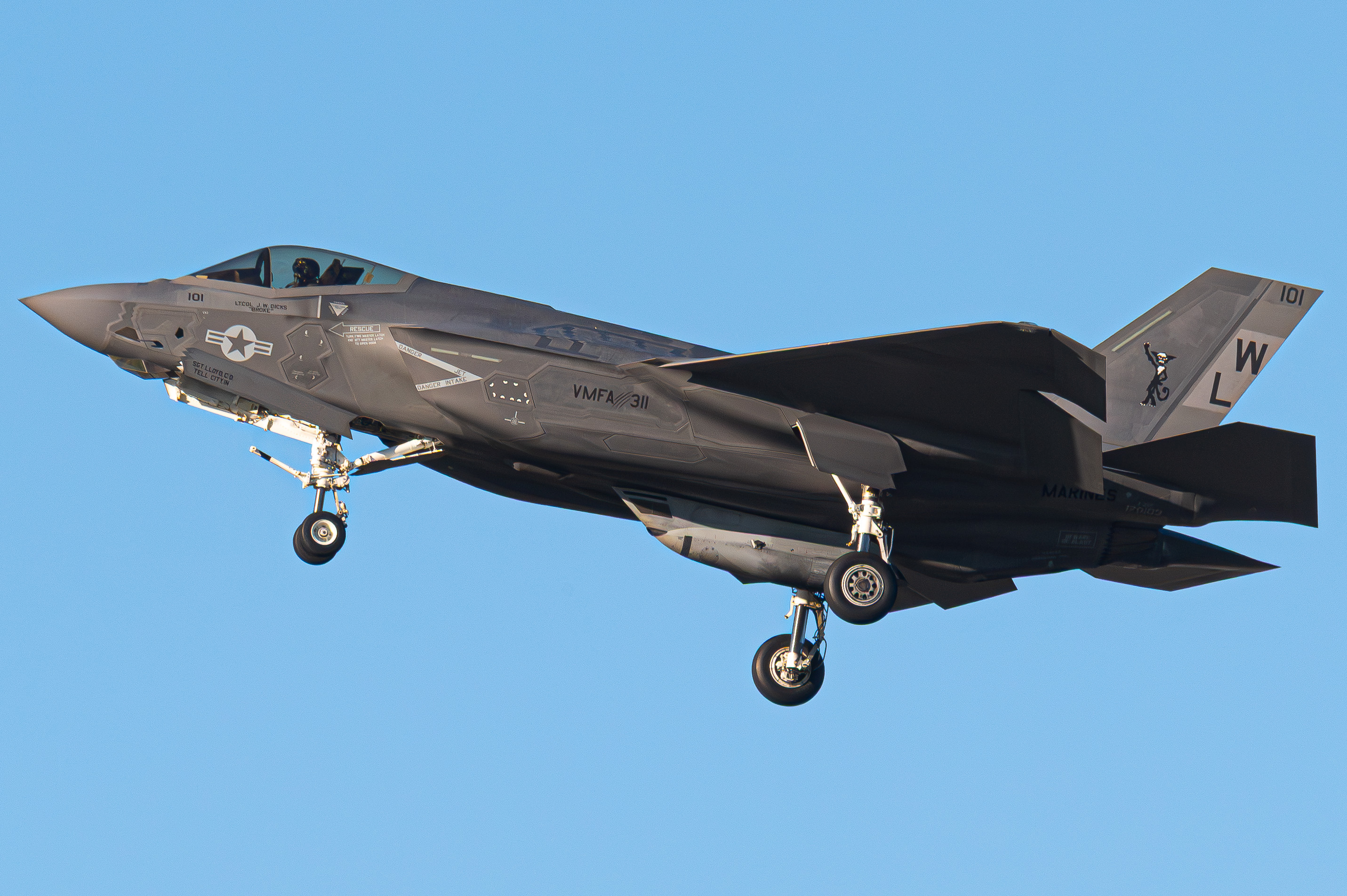 Full size: USMC - United States Marine Corp Lockheed Martin F-35 Lightning II 170103 at Miramar MCAS (Joe Foss Field) Airport
