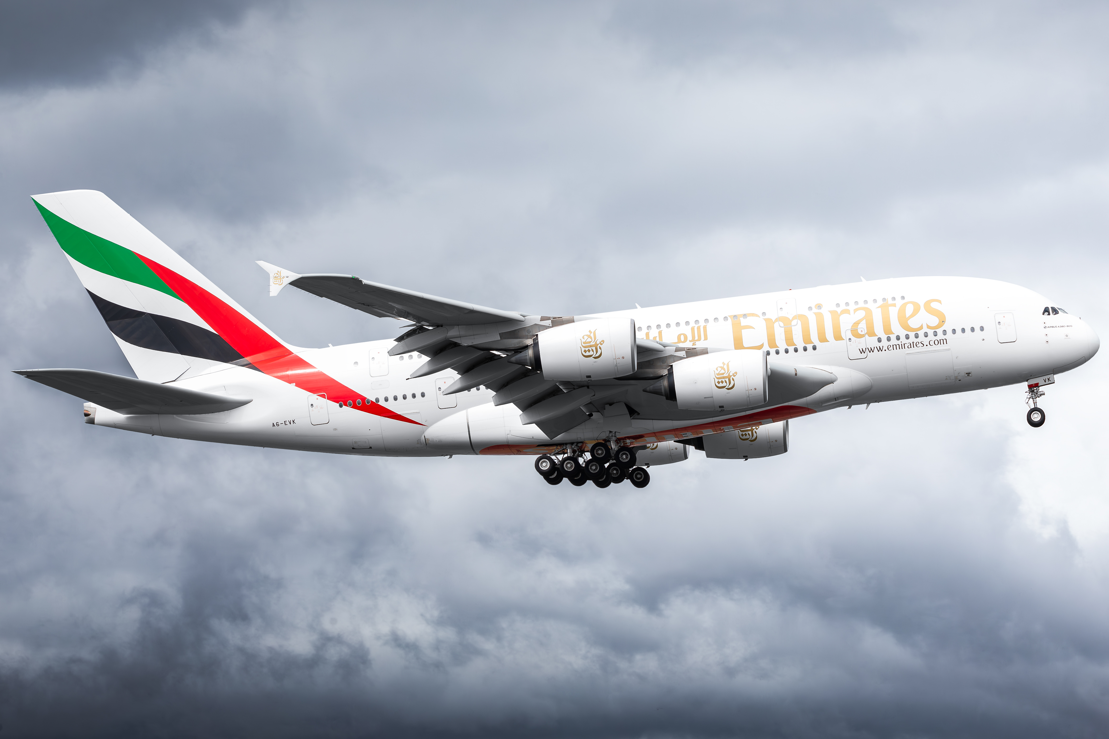 Full size: Emirates Airbus A380-800 A6-EVK at Christchurch International Airport