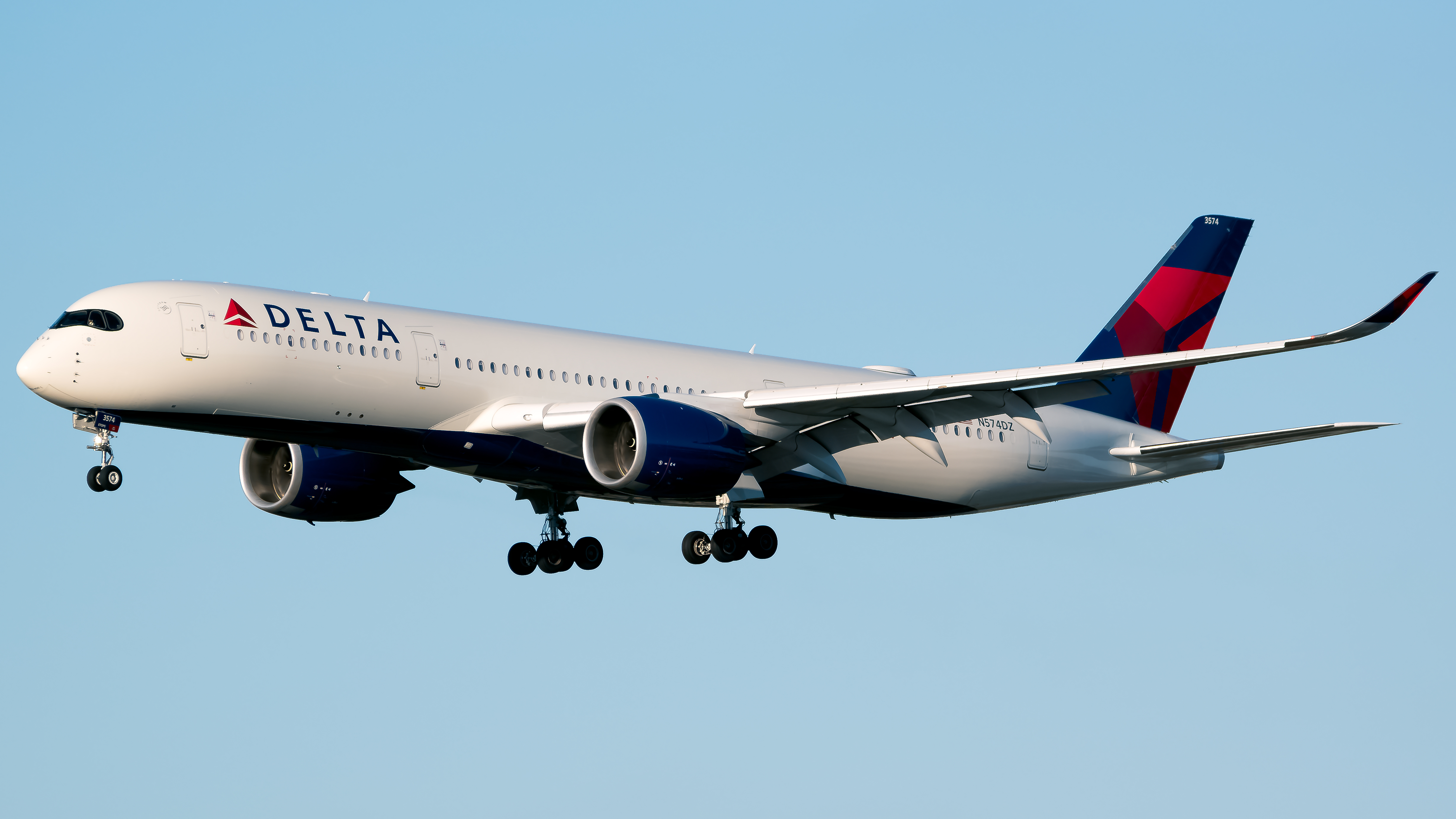 Full size: Delta Airlines Airbus A350-900 N574DZ at Hartsfield-Jackson Atlanta International Airport