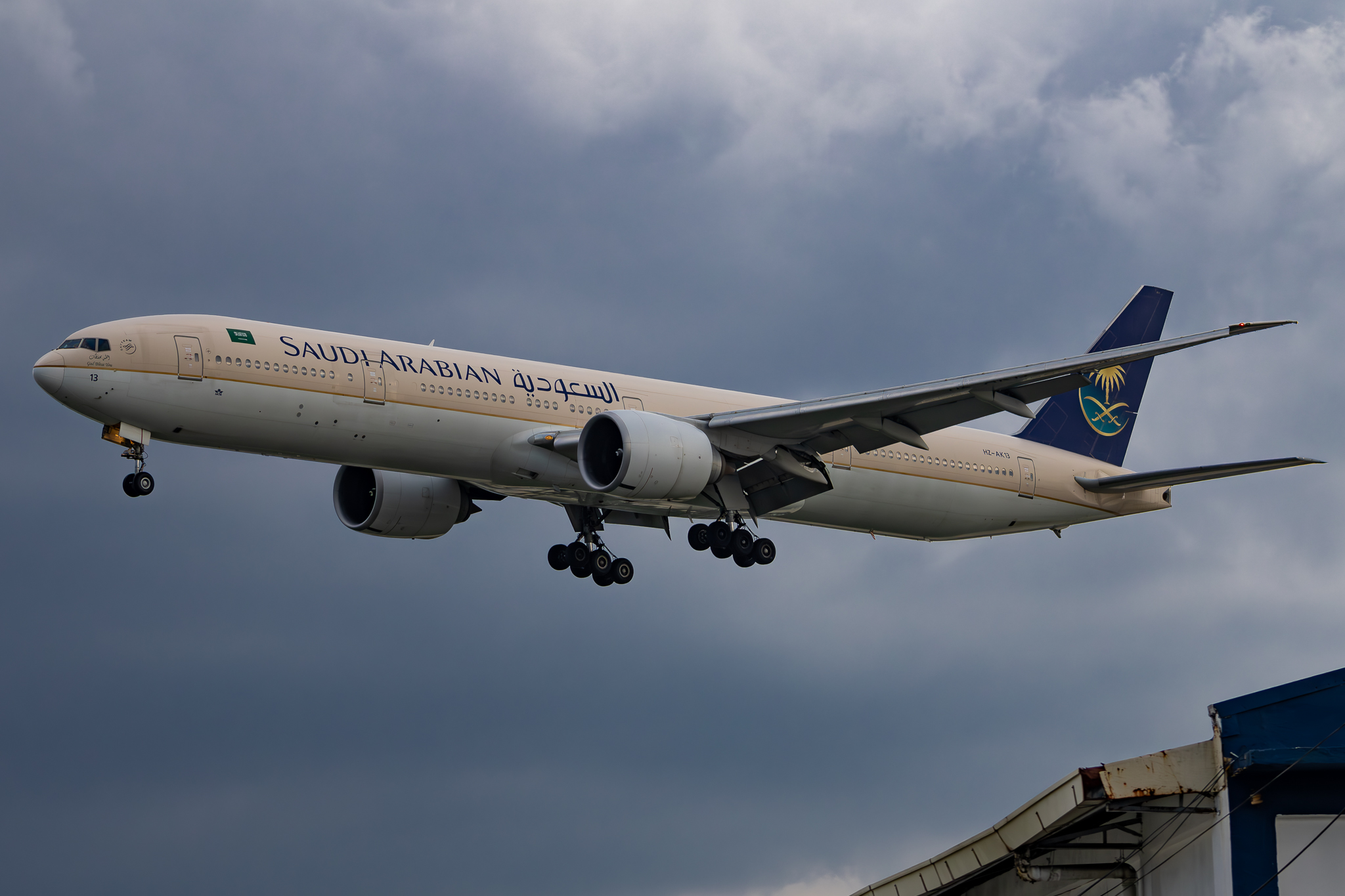 Full size: Saudia Boeing 777-300ER HZ-AK13 at Manila Ninoy Aquino International Airport