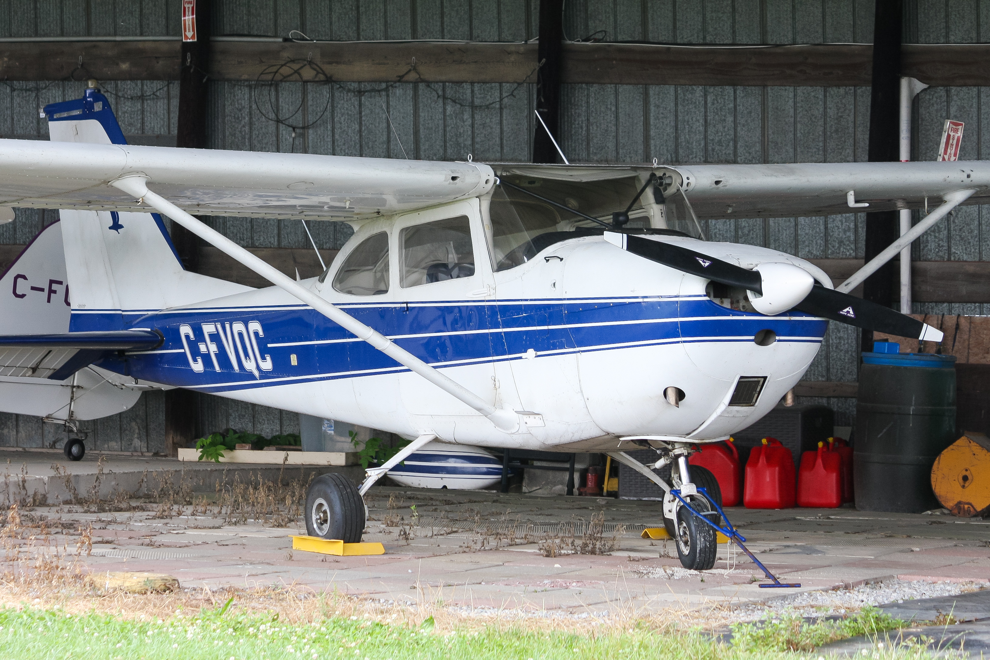 Full size: PRIVATE Cessna 172 C-FVQC at 