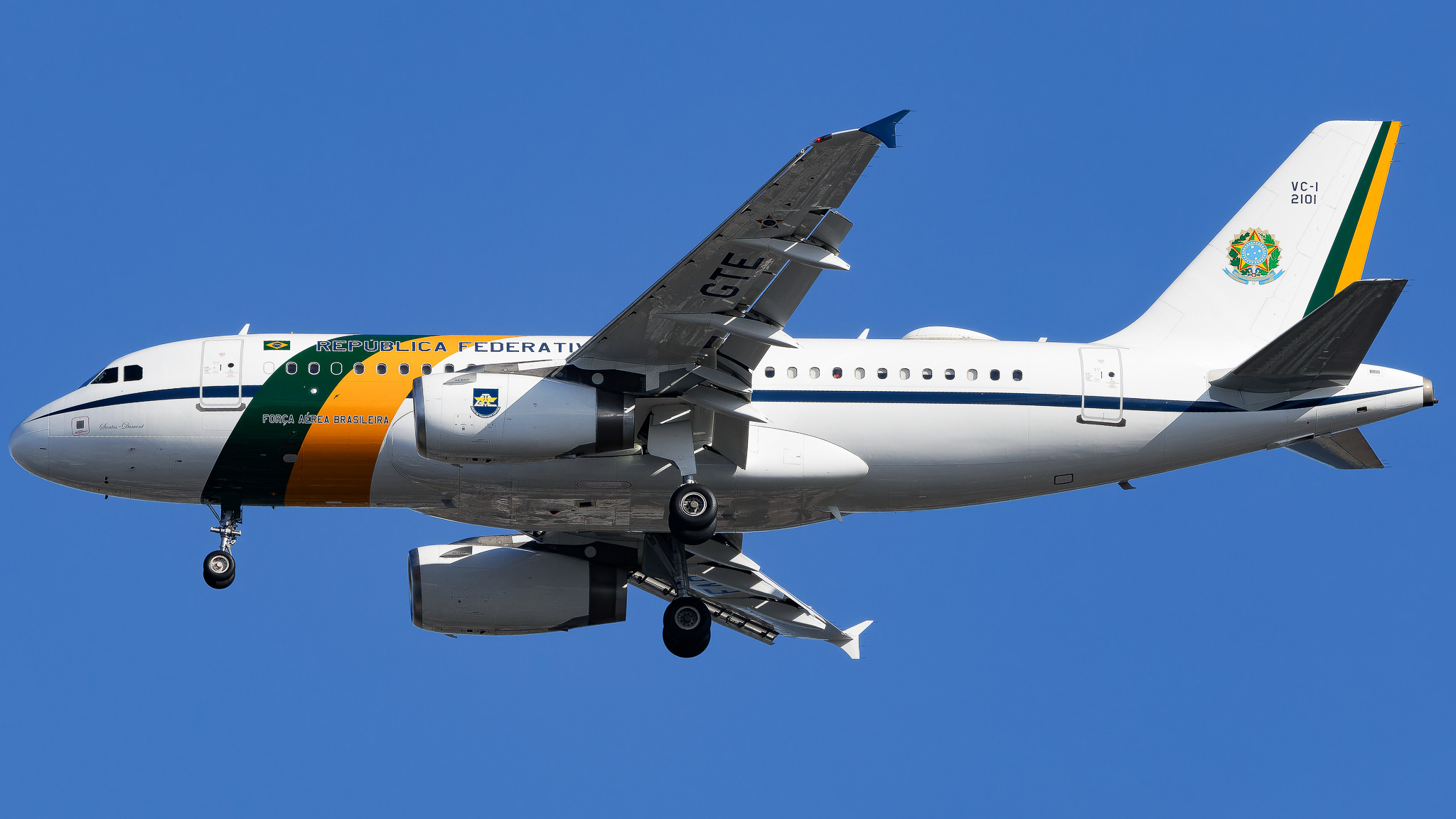 Full size: Brazilian Air Force Airbus VC-1A FAB2101 at John F. Kennedy International Airport