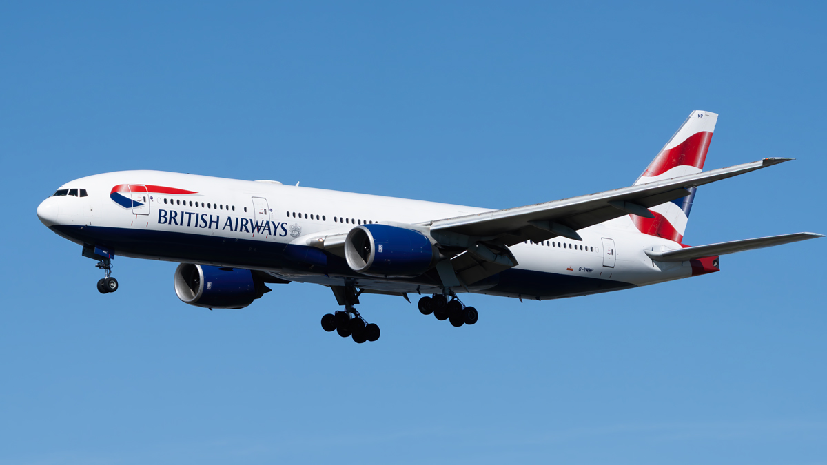 Full size: British Airways Boeing 777-200ER G-YMMP at Vancouver International Airport