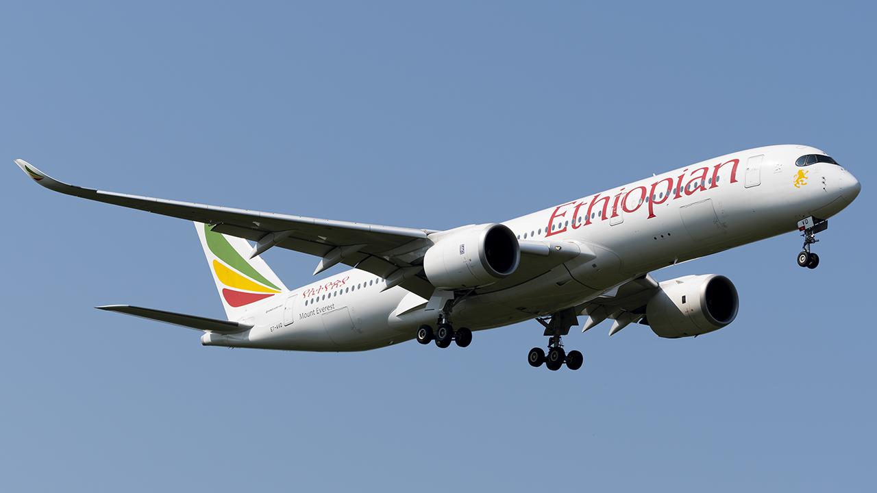 Full size: Ethiopian Airlines Airbus A350-900 ET-AVD at Washington Dulles International Airport