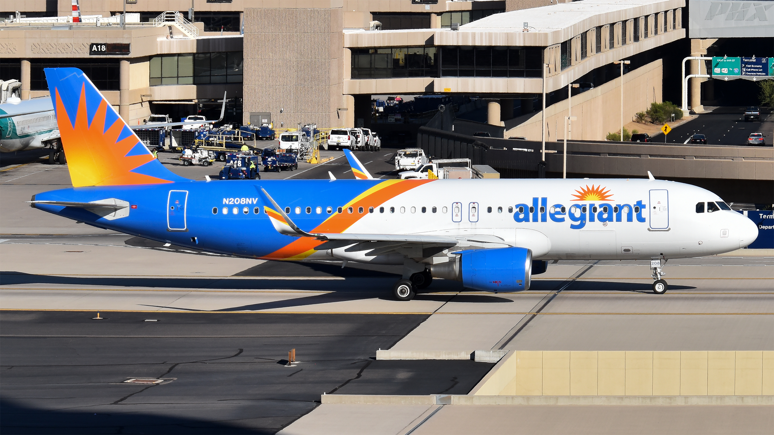 Full size: Allegiant Air Airbus A320 N208NV at Phoenix Sky Harbor International Airport