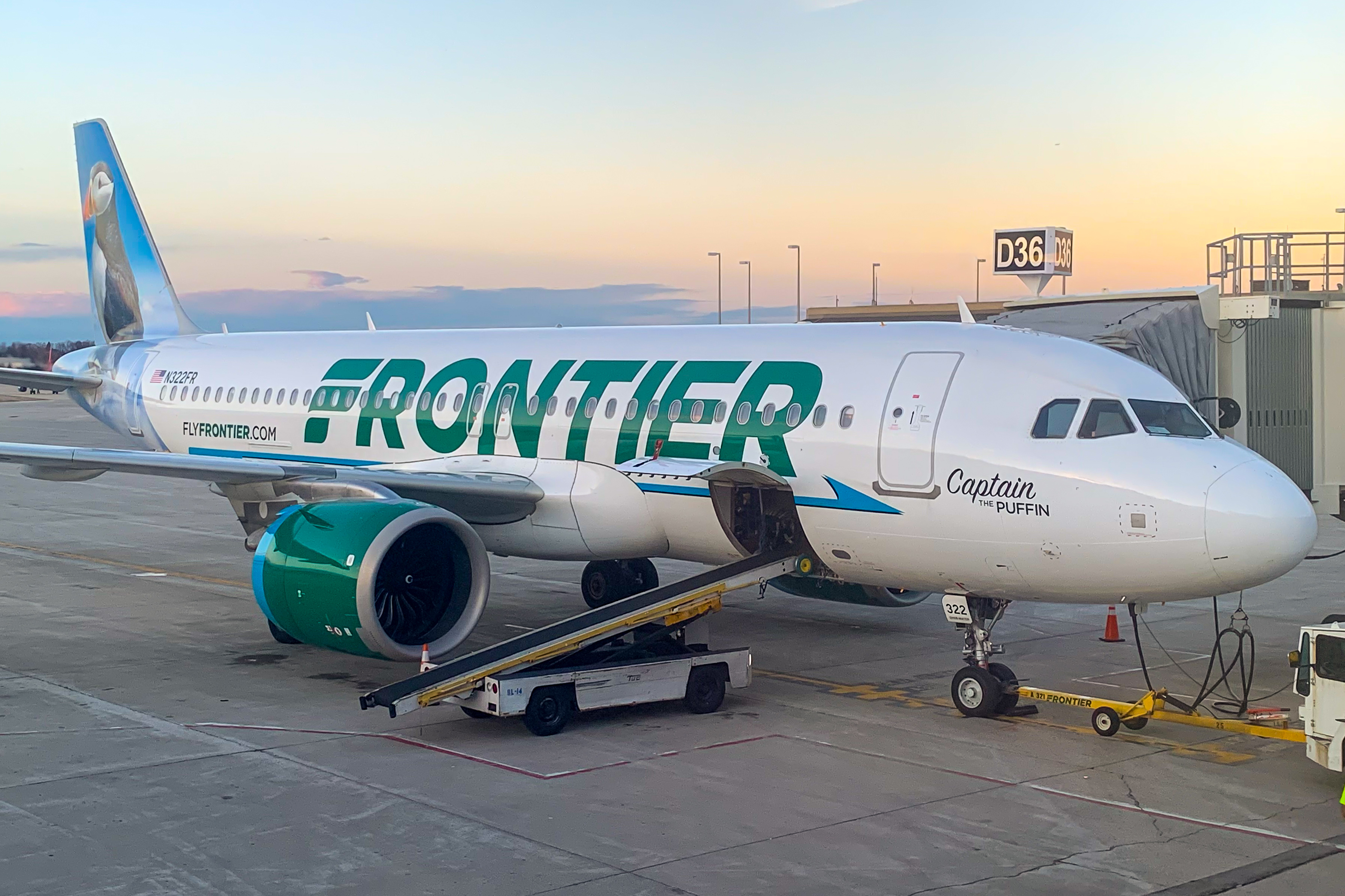 Full size: Frontier Airlines Airbus A320NEO N322FR at General Mitchell International Airport