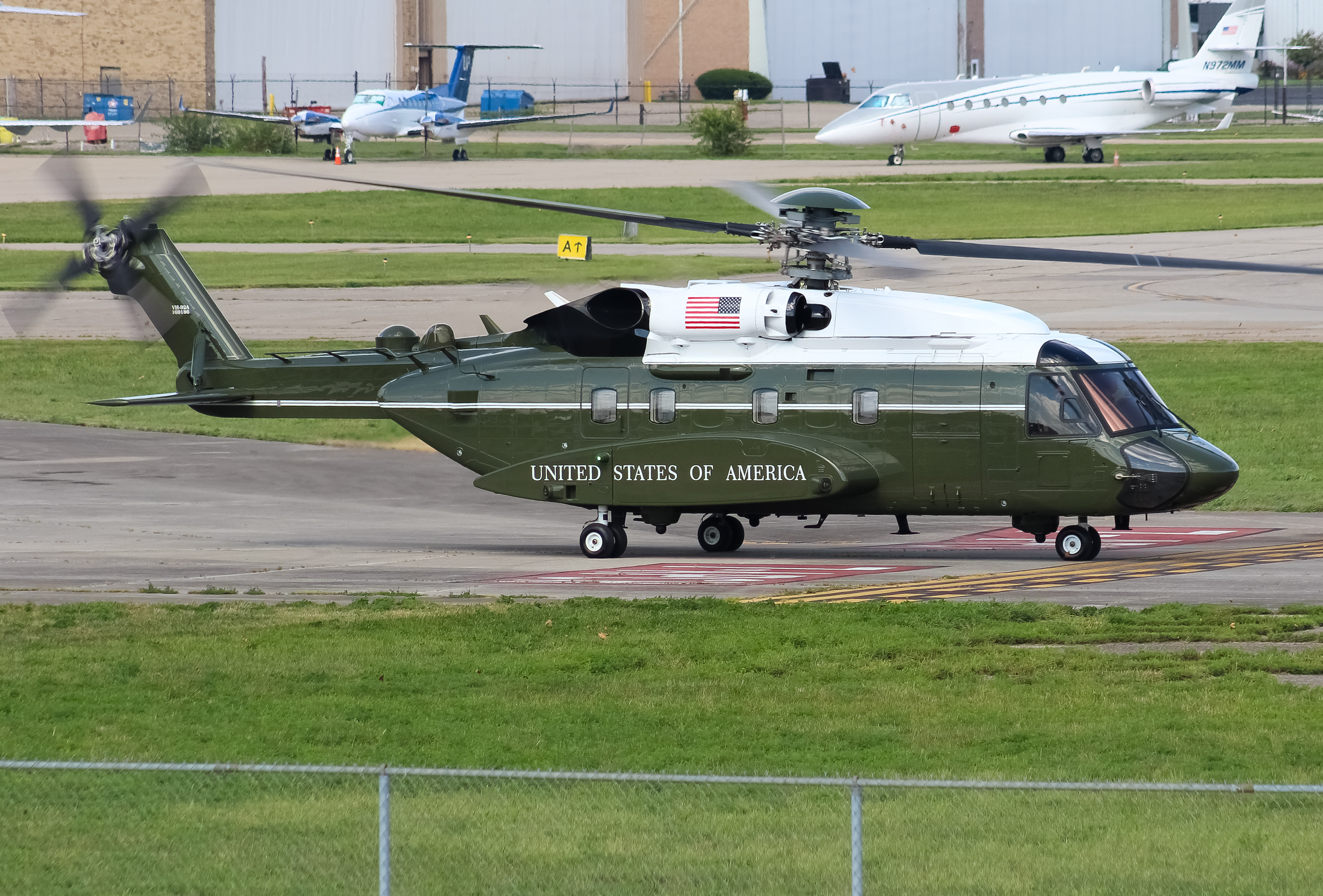 Full size: USMC - United States Marine Corp Sikorsky VH-92 Patriot 169186 at Cincinnati Municipal Airport/Lunken Field