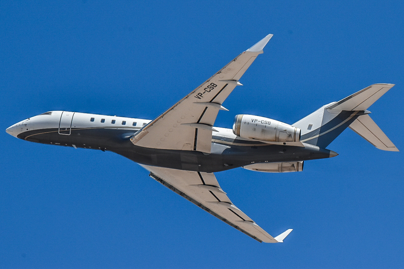 Full size: PRIVATE Bombardier BD-700-1A11 Global 5000 VP-CSB at Tel Aviv-Ben Gurion Airport