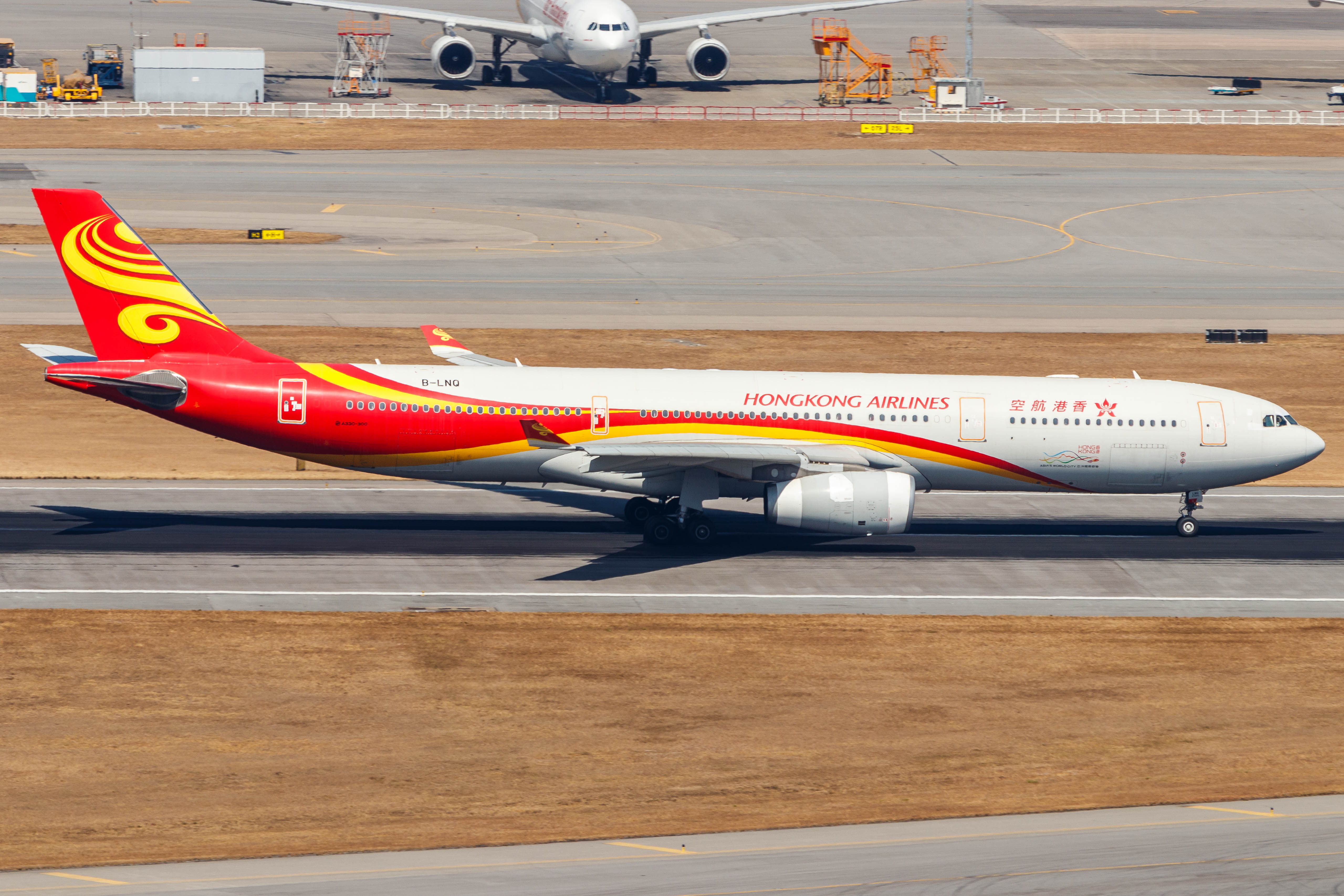 Full size: Hong Kong Airlines Airbus A330-300 B-LNQ at Hong Kong International Airport
