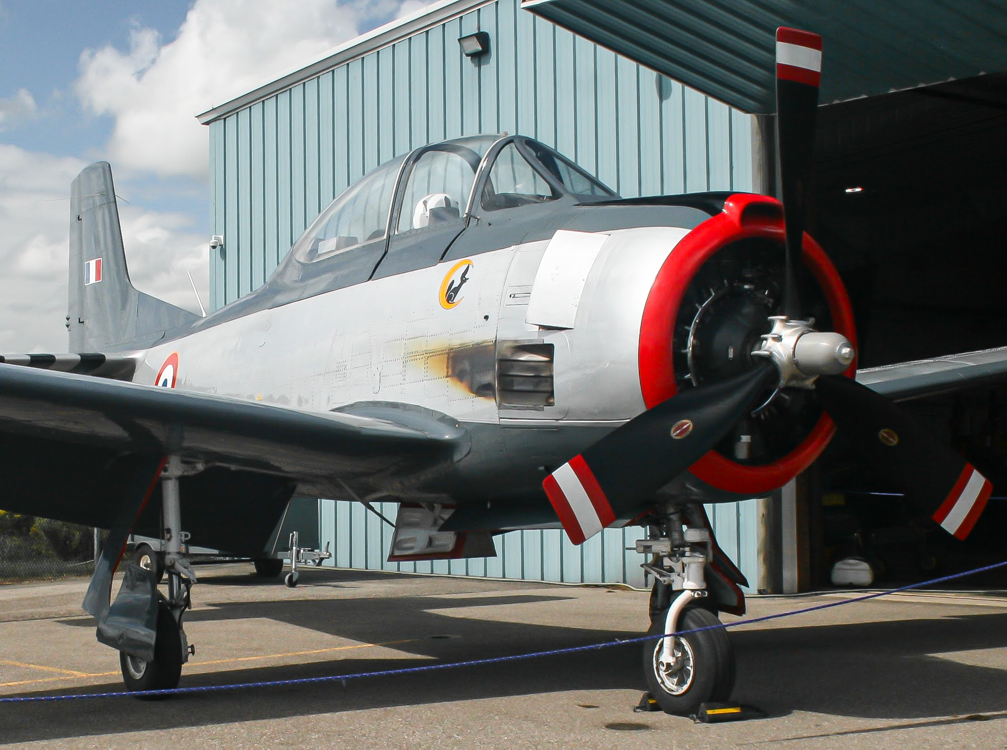 Full size: PRIVATE North American T-28A Trojan C-GULI at 