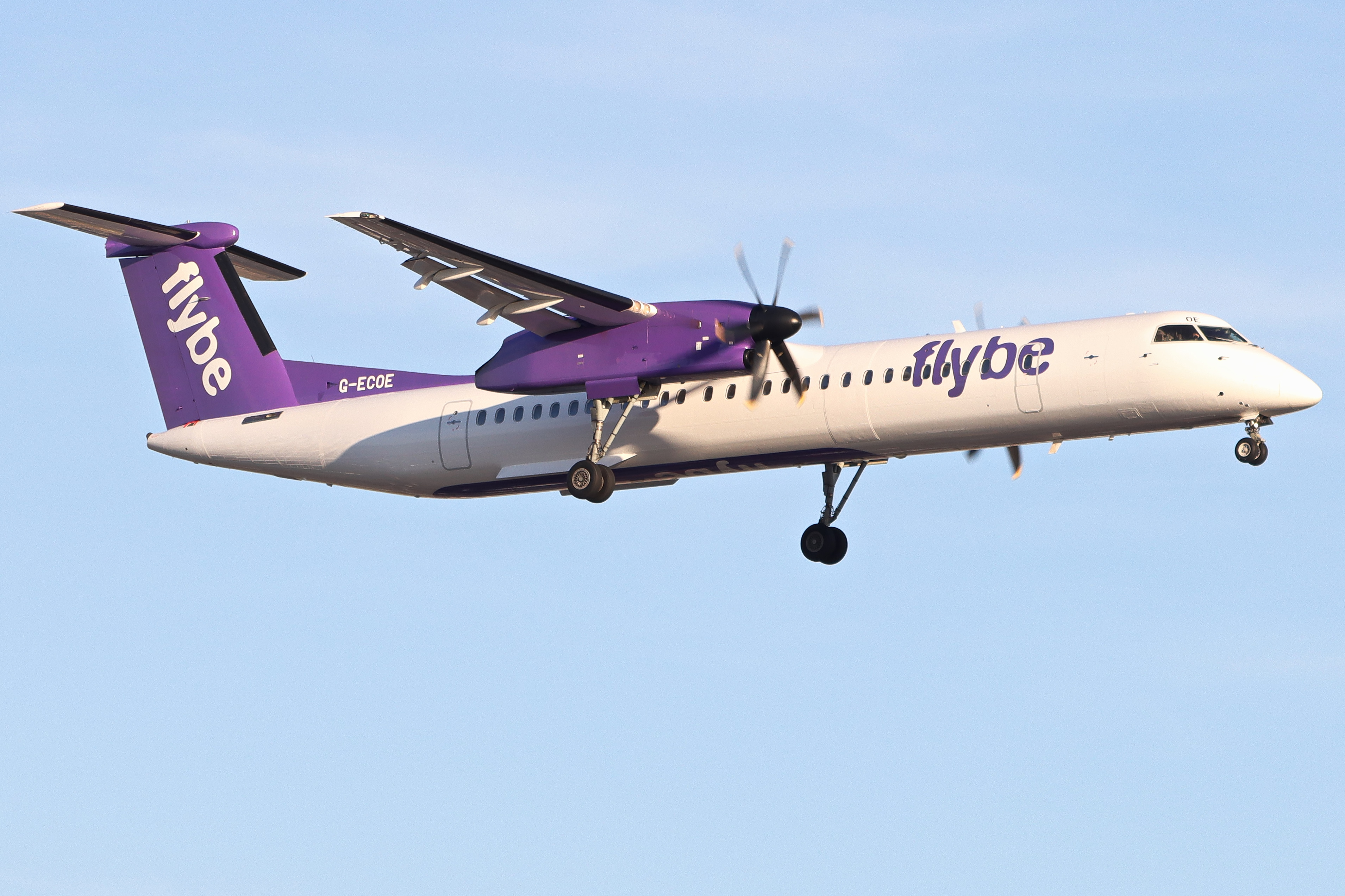 Full size: FLYBE  De Havilland Dash-8 q400 G-ECOE at London Heathrow International Airport