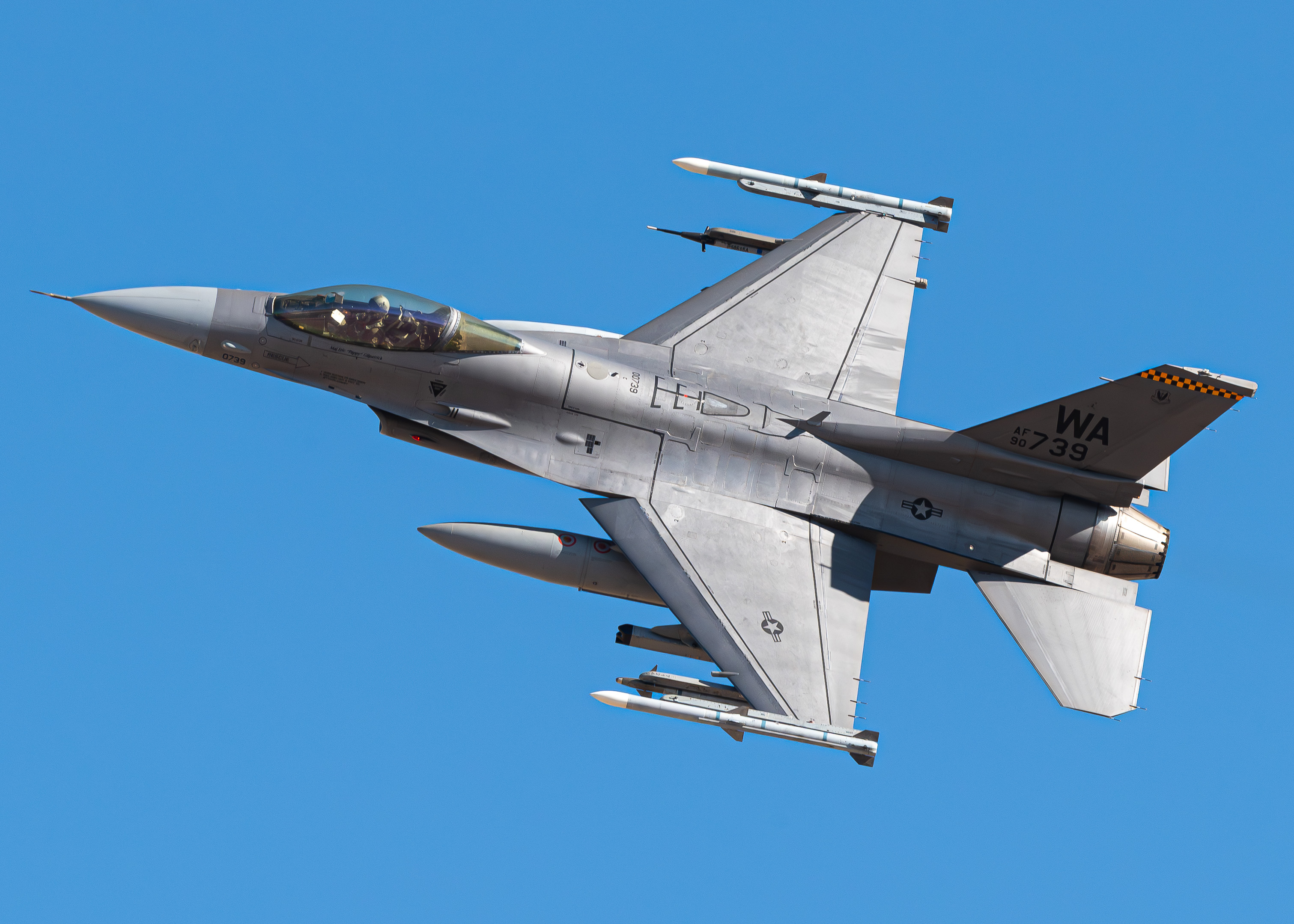 Full size: USAF - United States Air Force General Dynamics F-16 Fighting Falcon 90-0379 at Nellis Air Force Base