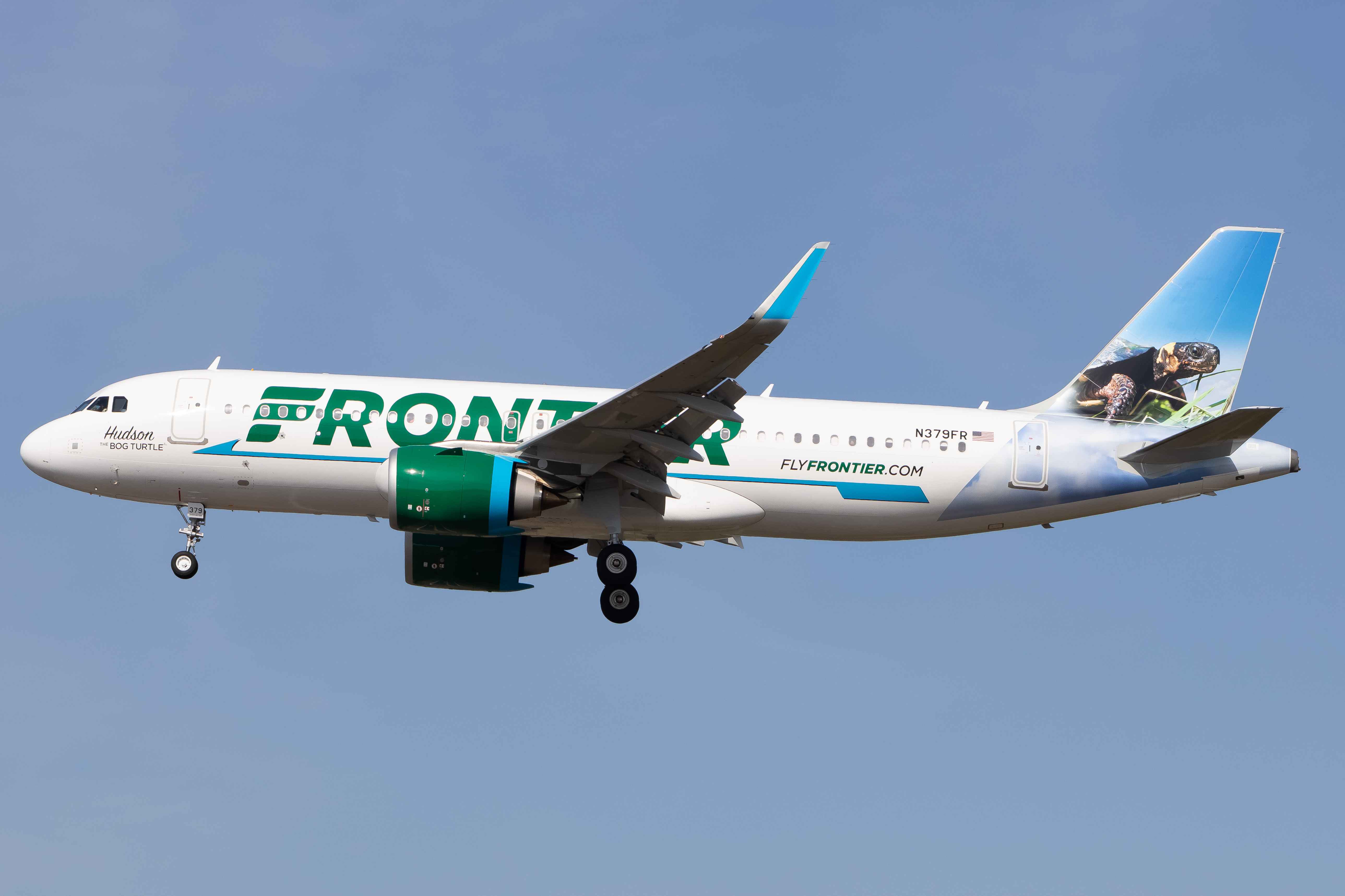 Full size: Frontier Airlines Airbus A320NEO N379FR at Orlando International Airport