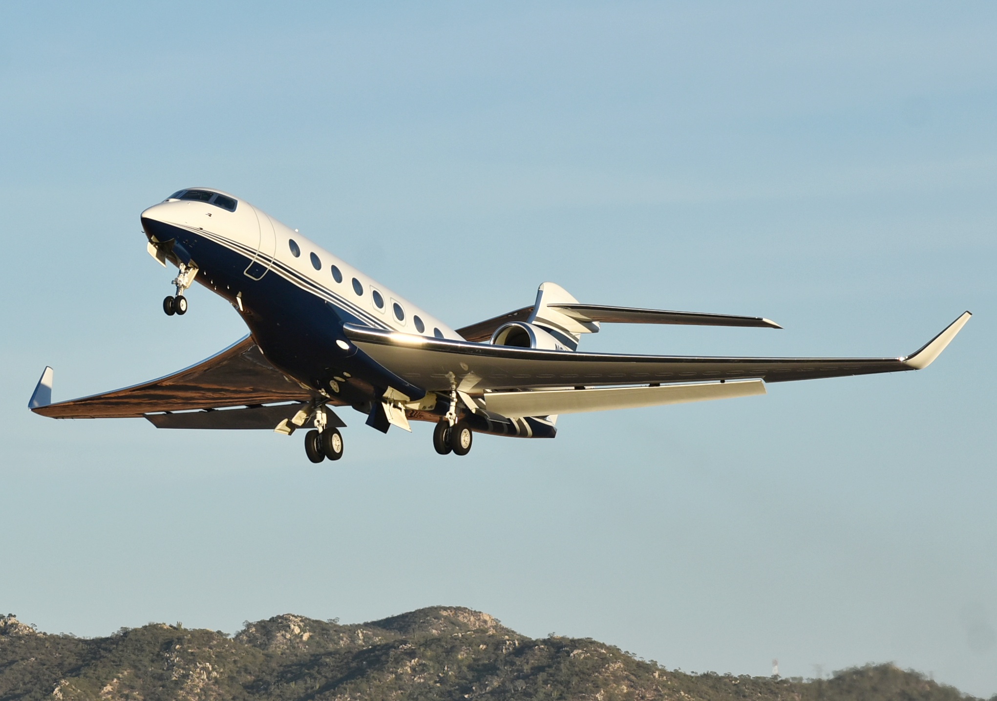 Full size: Rhys Vineyards LLC Gulfstream G650ER N661GT at Aeropuerto de Cabo San Lucas Internacional