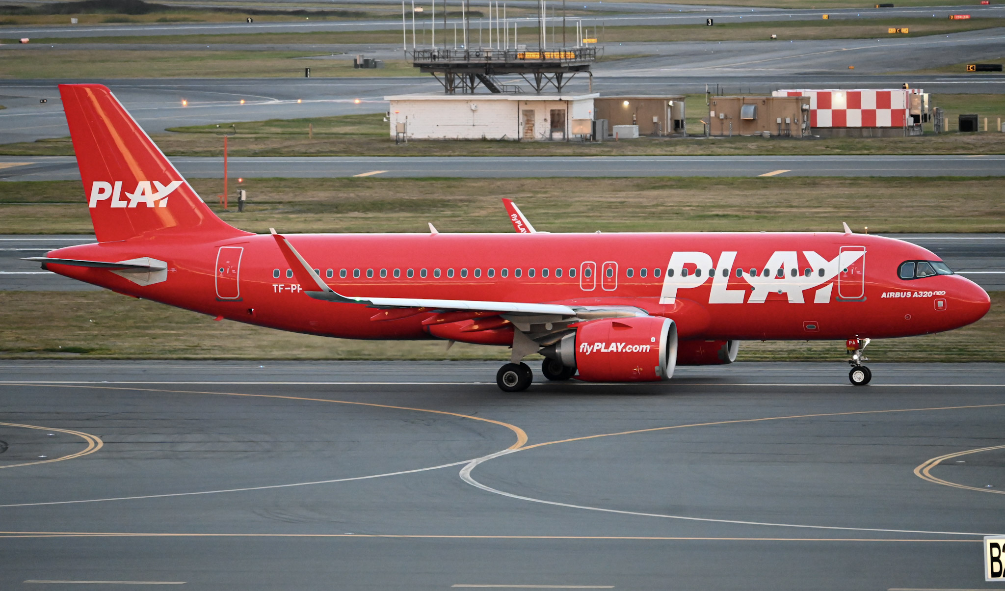 Full size: Play Airbus A320NEO TF-PPA at General Edward Lawrence Logan International Airport