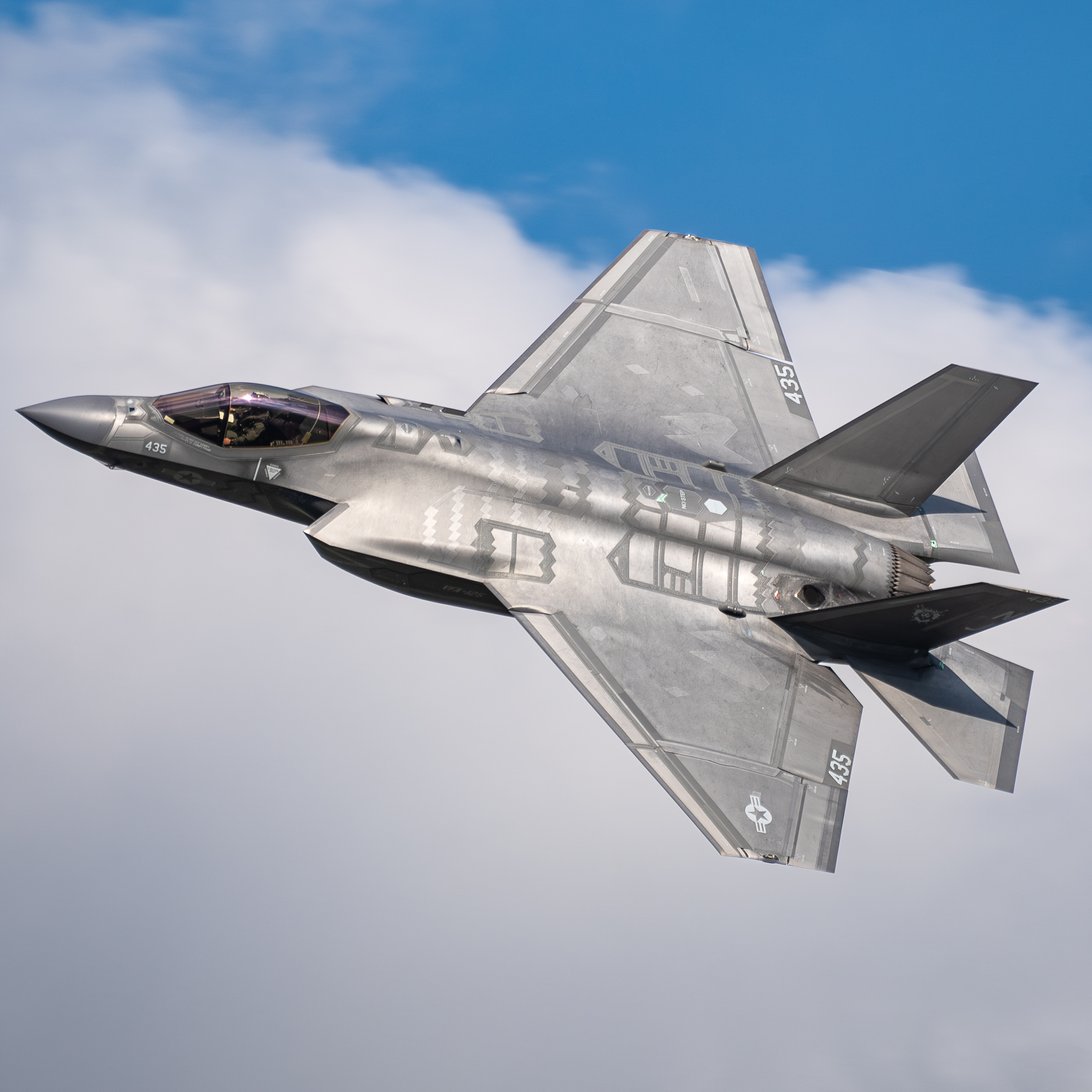 Full size: USN - United States Navy Lockheed Martin F-35 Lightning 169303 at Wittman Regional Airport