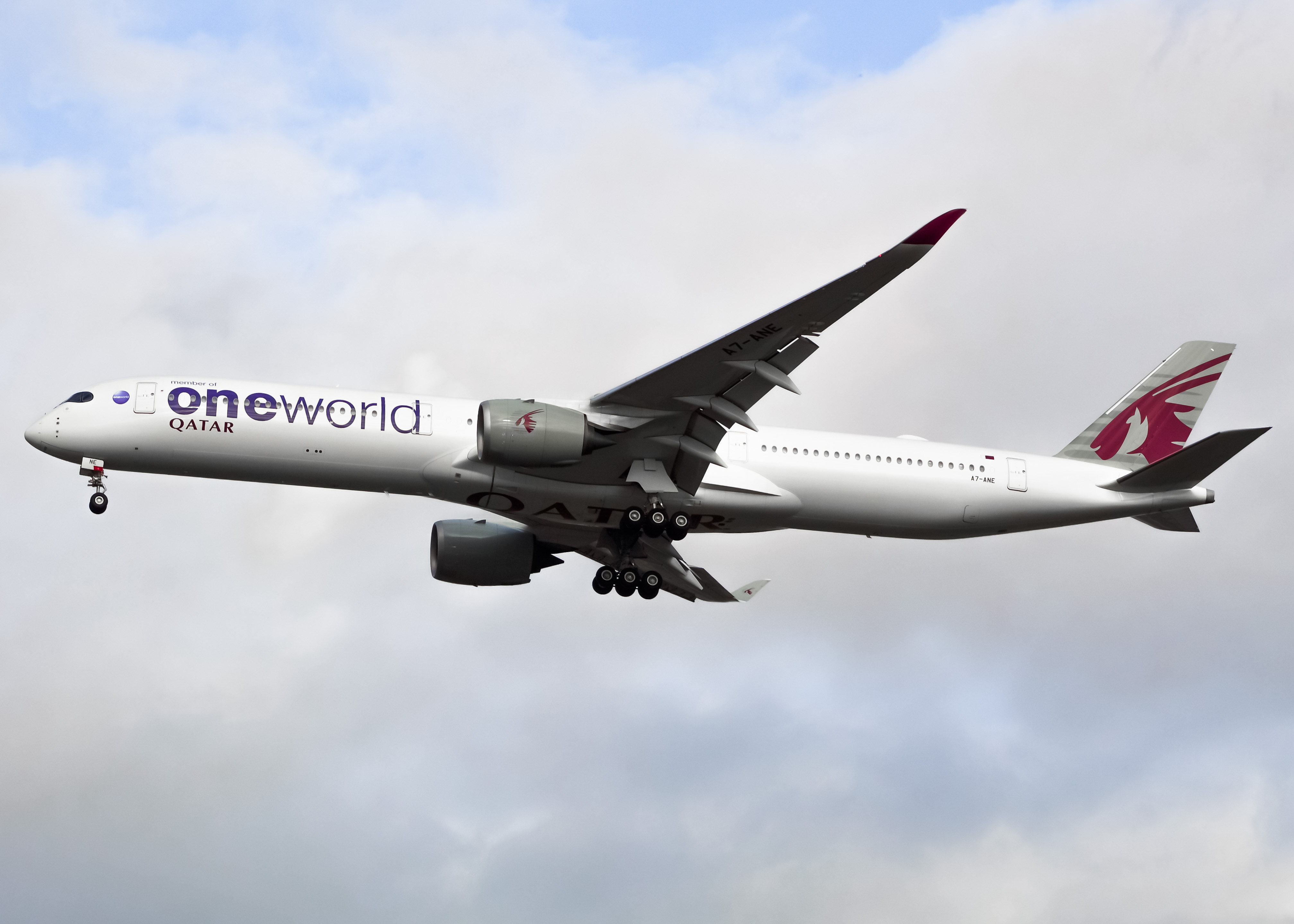 Full size: Qatar Airways Airbus A350-1000 A7-ANE at John F. Kennedy International Airport