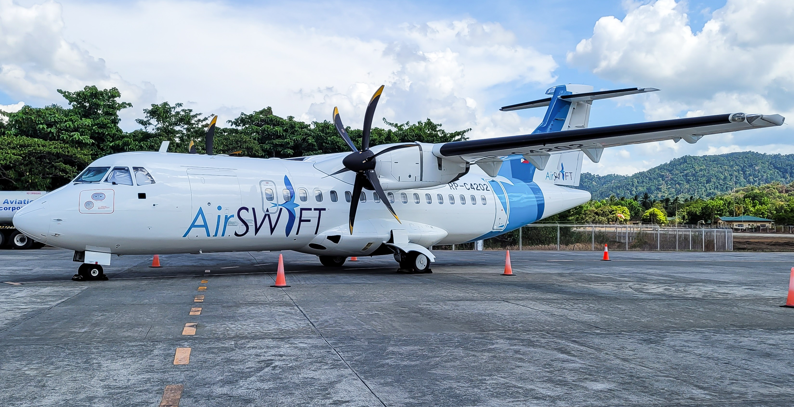 Full size: AirSWIFT ATR 42-600 RP-C4202 at El Nido Airport