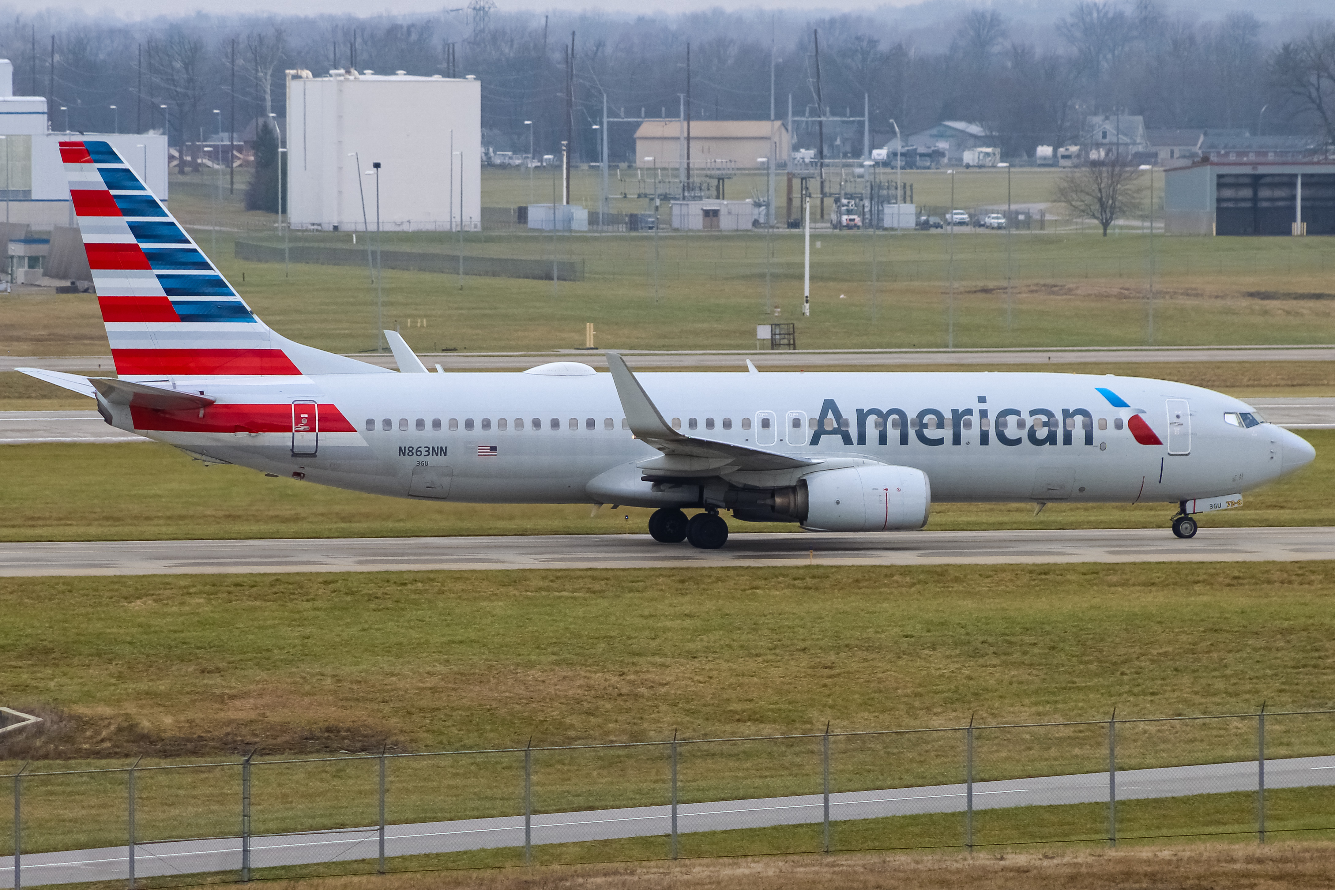 Full size: American Airlines Boeing 737-800 N863NN at Indianapolis International Airport