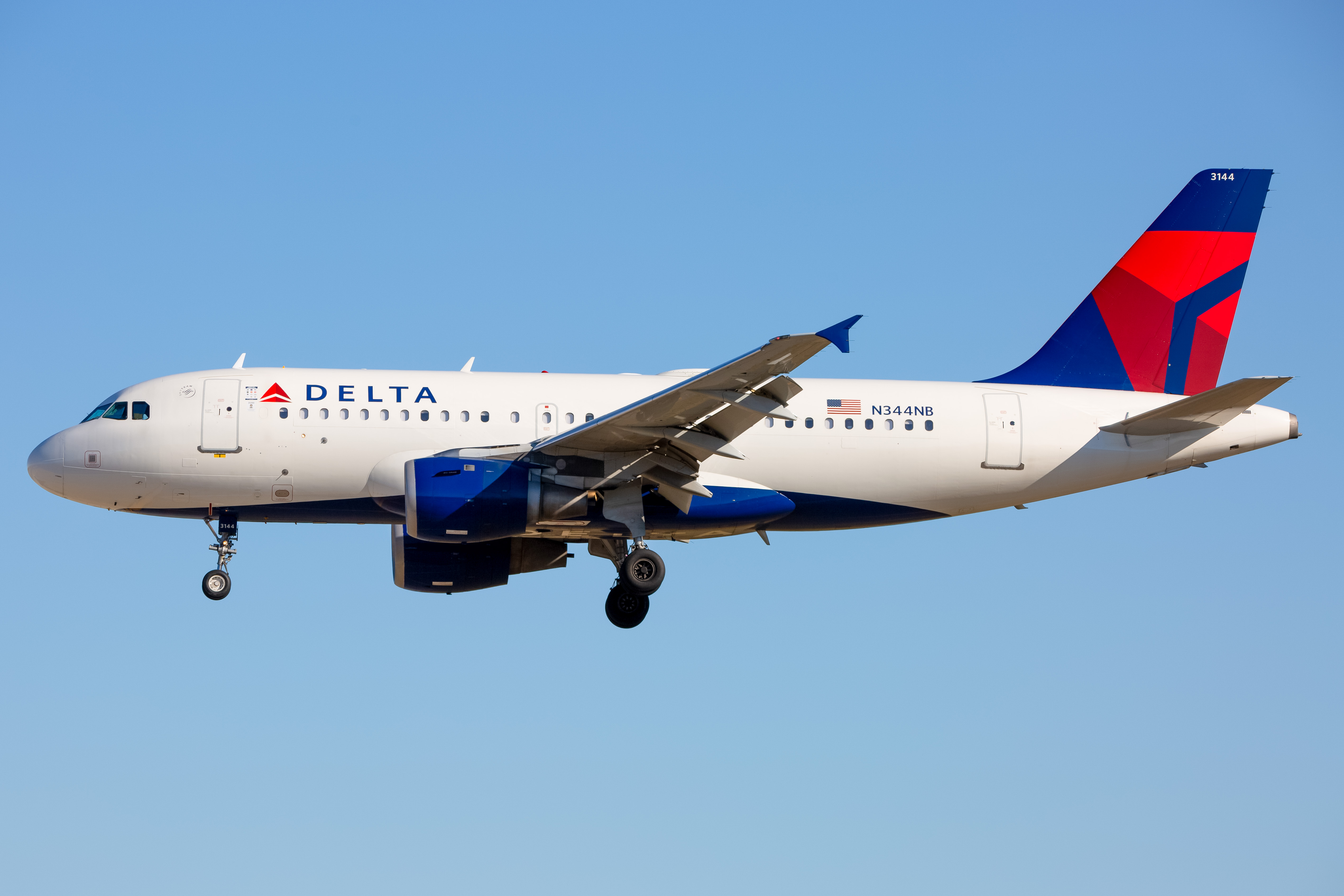 Full size: Delta Airlines Airbus A319 N344NB at Baltimore/Washington International Thurgood Marshall Airport