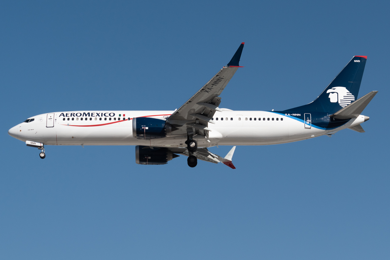 Full size: Aeromexico Boeing 737 MAX 9 XA-NNN at Mexico City International Airport