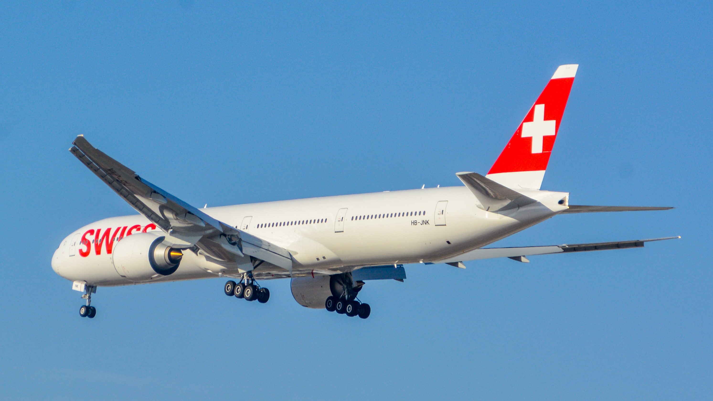 Full size: Swiss International Air Lines Boeing 777-300ER HB-JNK at Tel Aviv-Ben Gurion Airport