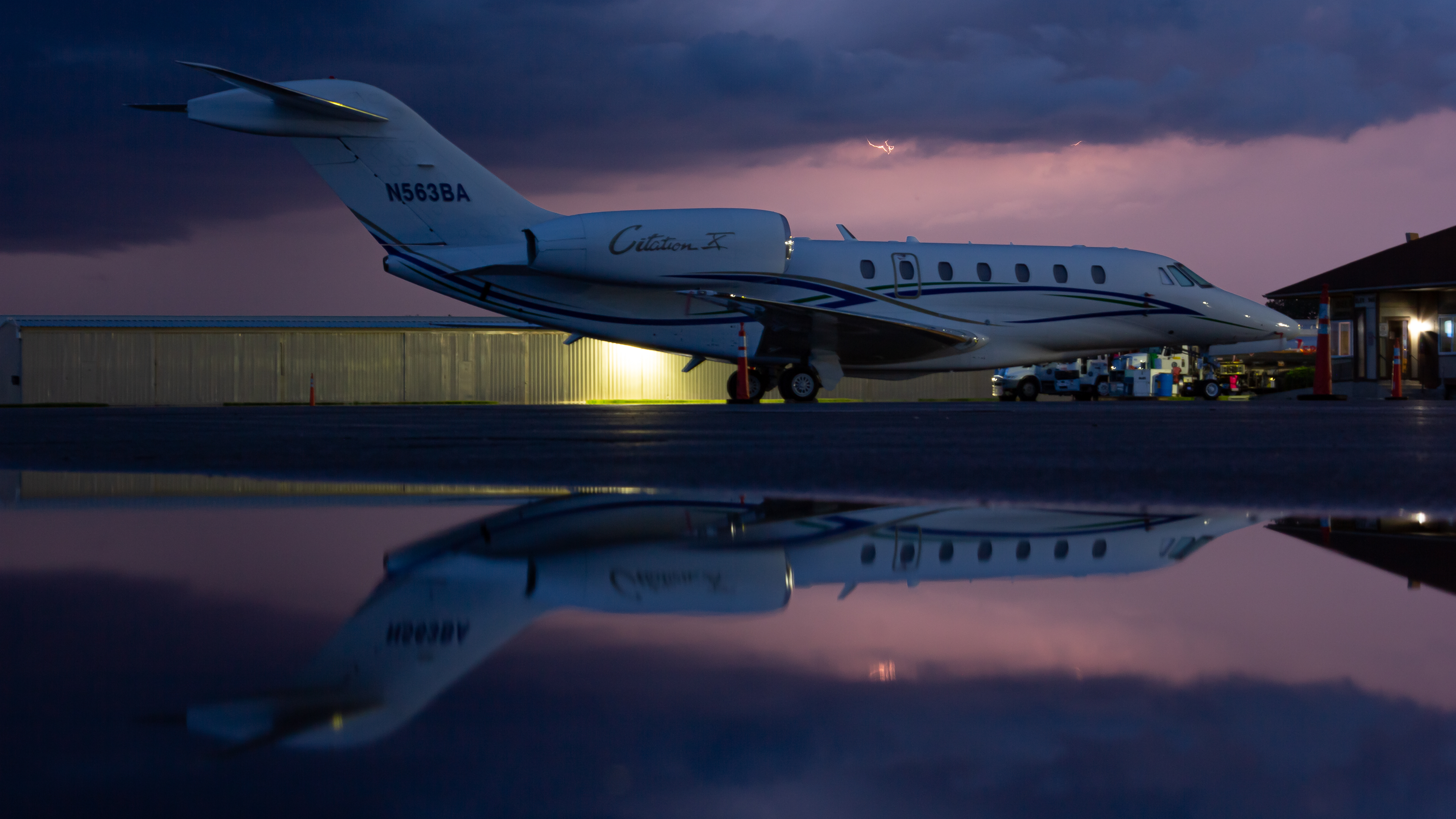 Full size: PRIVATE Cessna Citation 750 X N563BA at Delaware Municipal Airport