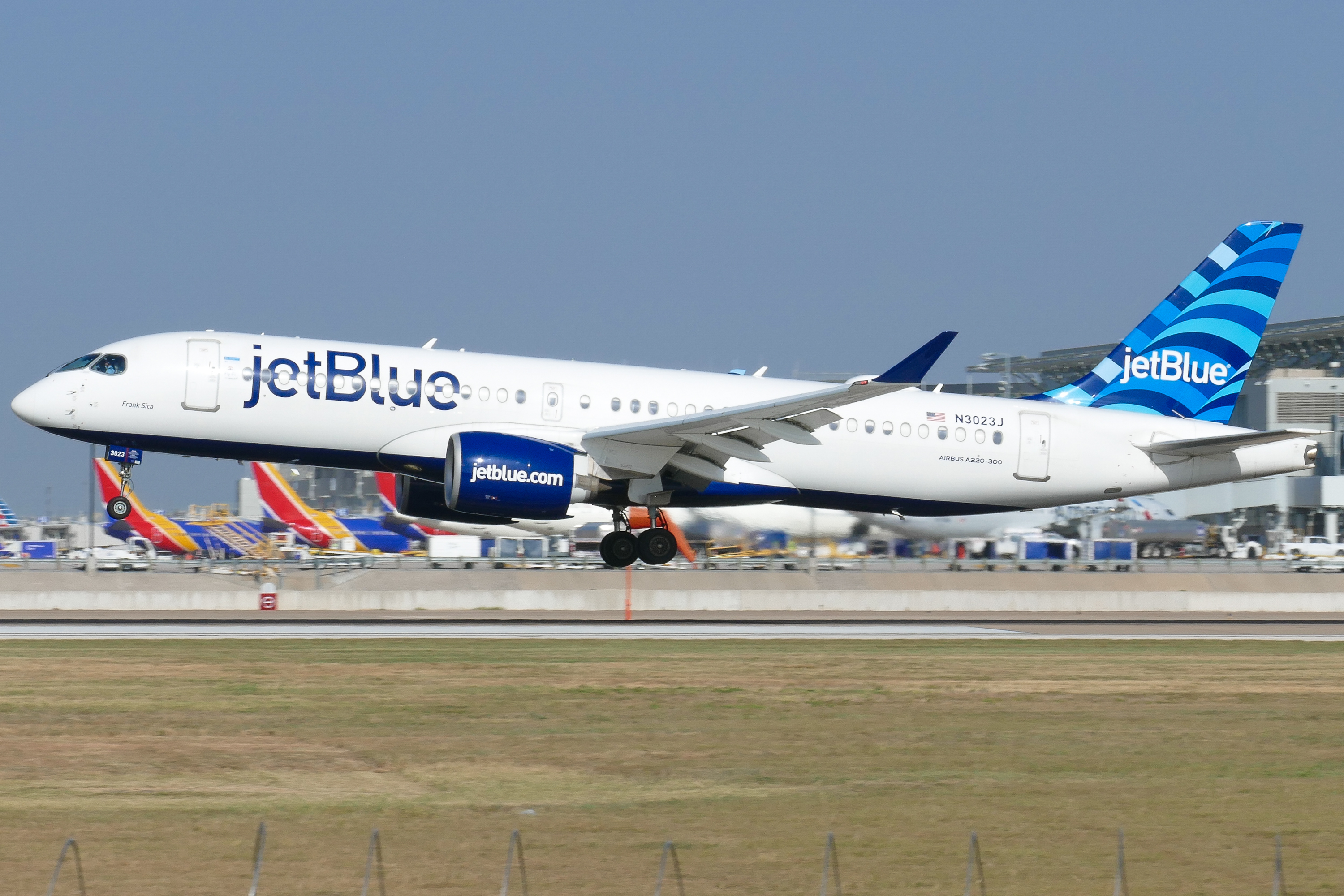 Full size: JetBlue Airways Airbus A220-300 N3023J at Austin-Bergstrom International Airport