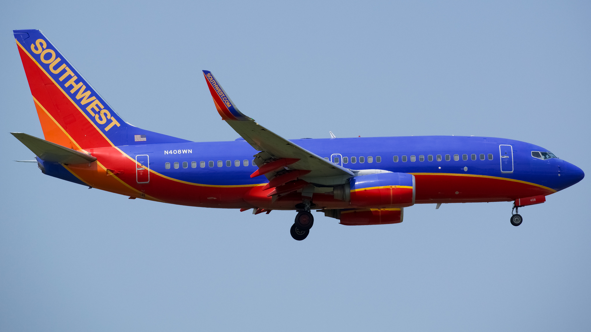 Full size: Southwest Airlines Boeing 737-700 N408WN at Chicago O'Hare International Airport