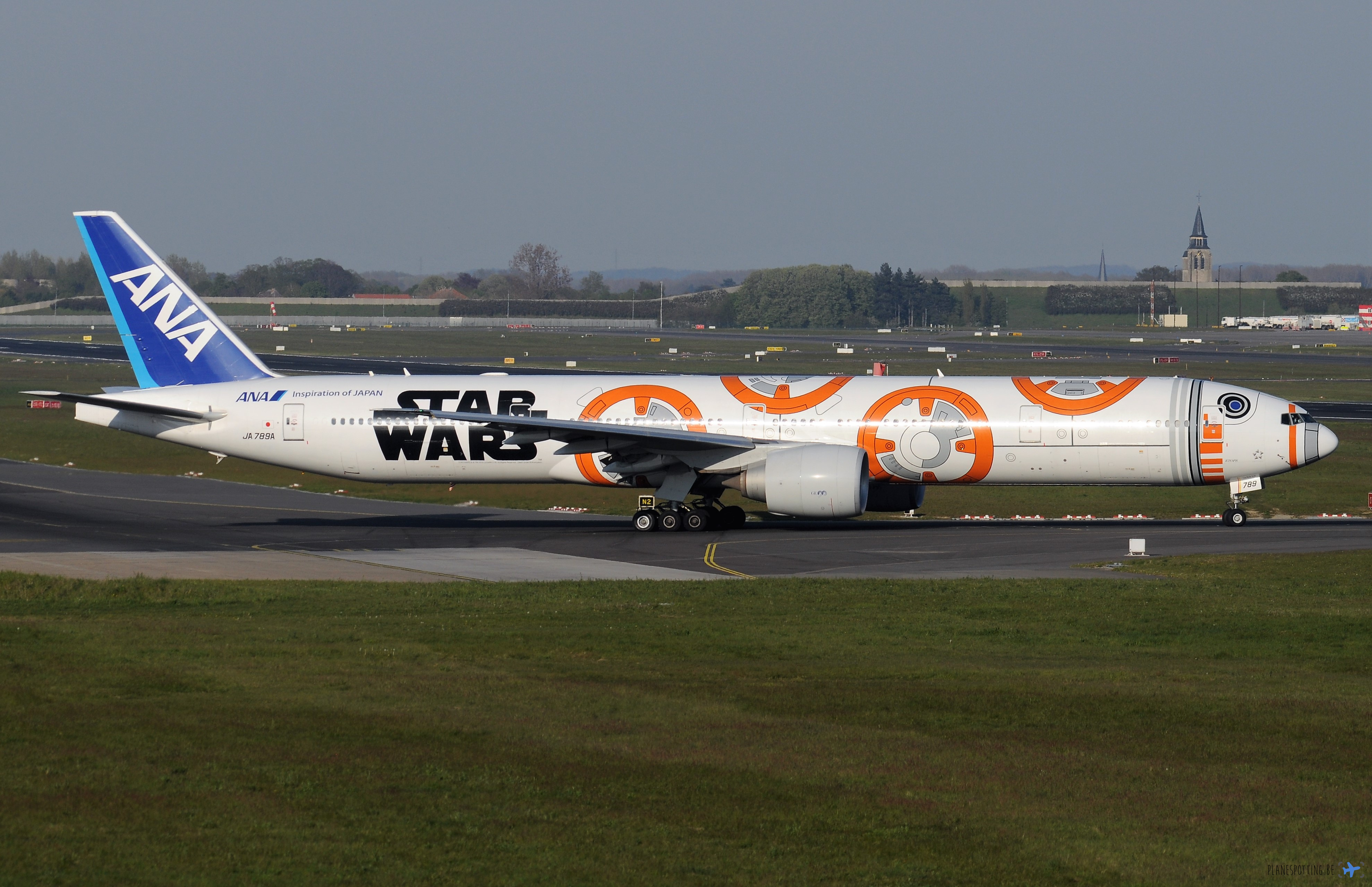 Full size: All Nippon Airways Boeing 777-300ER JA789A at Brussels Airport
