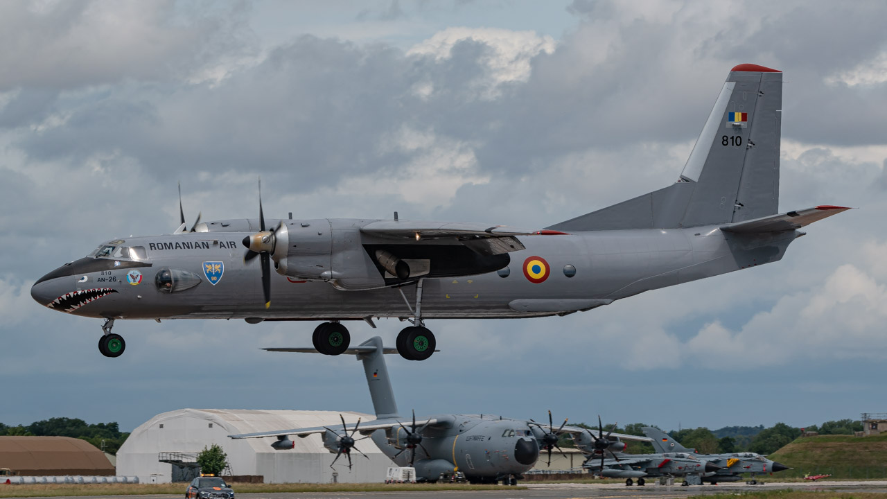Full size: Romanian Air Force Antonov An-26 810 at Fairford Airport