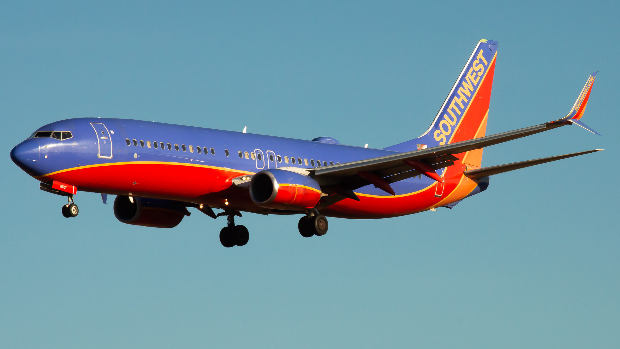 Full size: Southwest Airlines Boeing 737-800 N8631A at Baltimore/Washington International Thurgood Marshall Airport