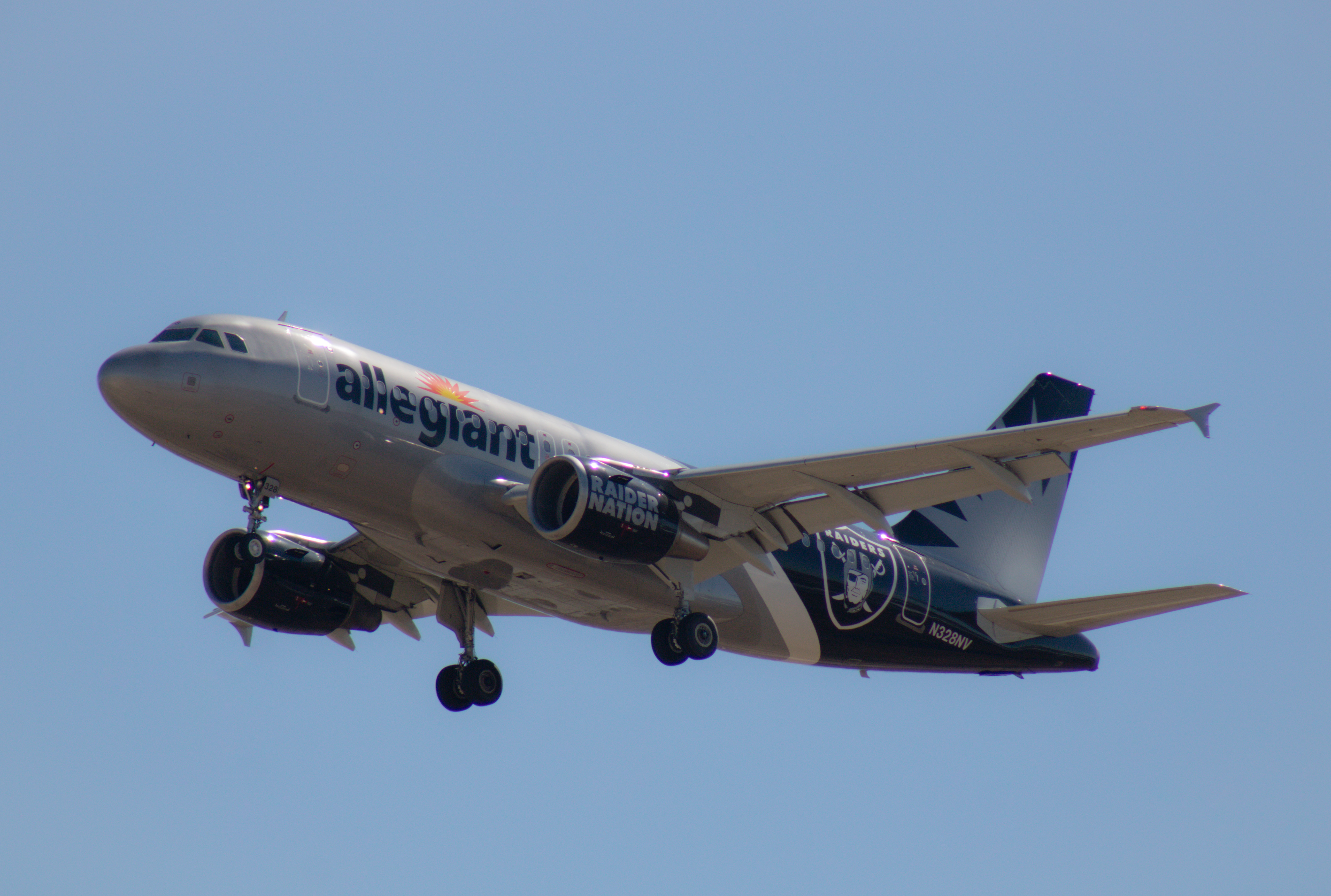 Full size: Allegiant Air Airbus A319 N328NV at Boise Air Terminal/Gowen Field