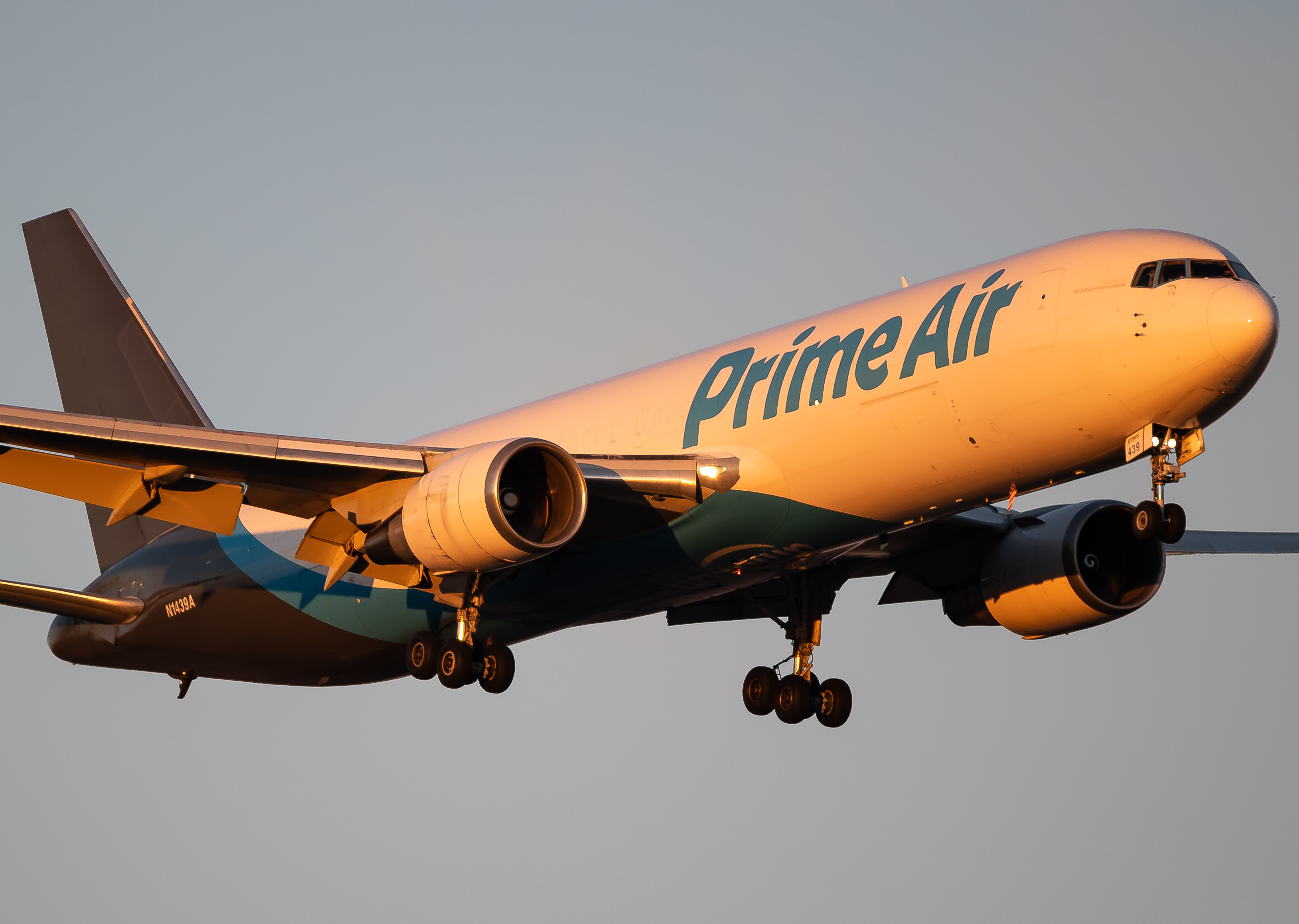 Full size: Prime Air Boeing 767-300ER N1436A at Wilmington Air Park