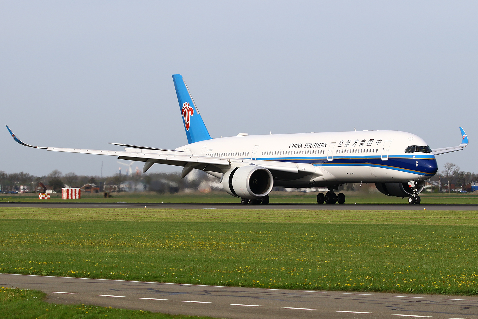 Full size: China Southern Airlines Airbus A350-941 B-32CR at Amsterdam Schiphol Airport