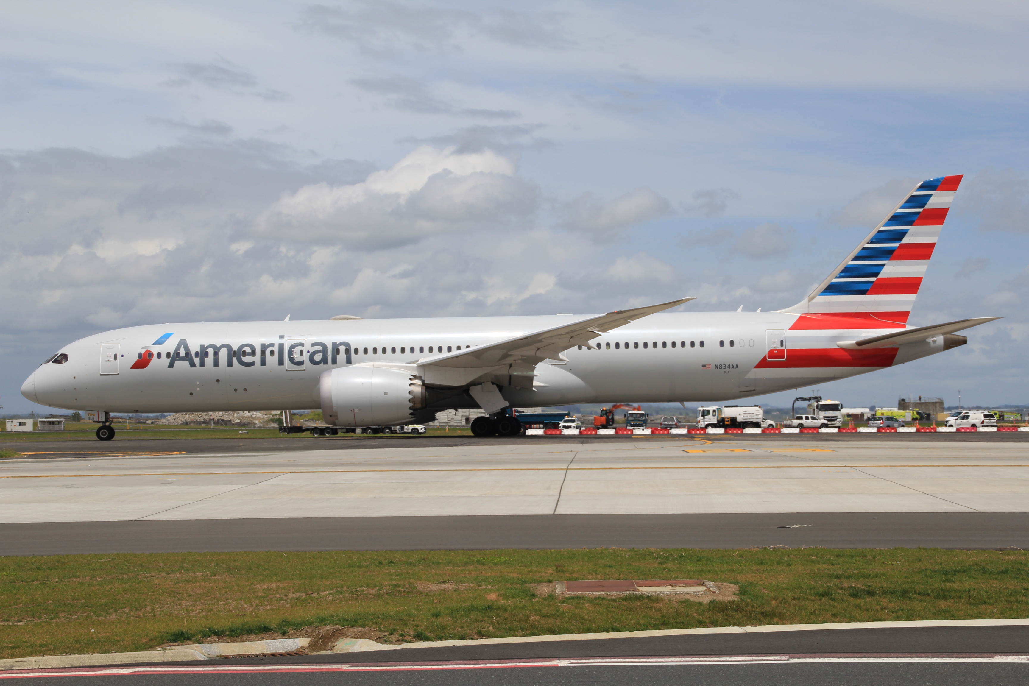 Full size: American Airlines Boeing 787-9 N834AA at Auckland International Airport