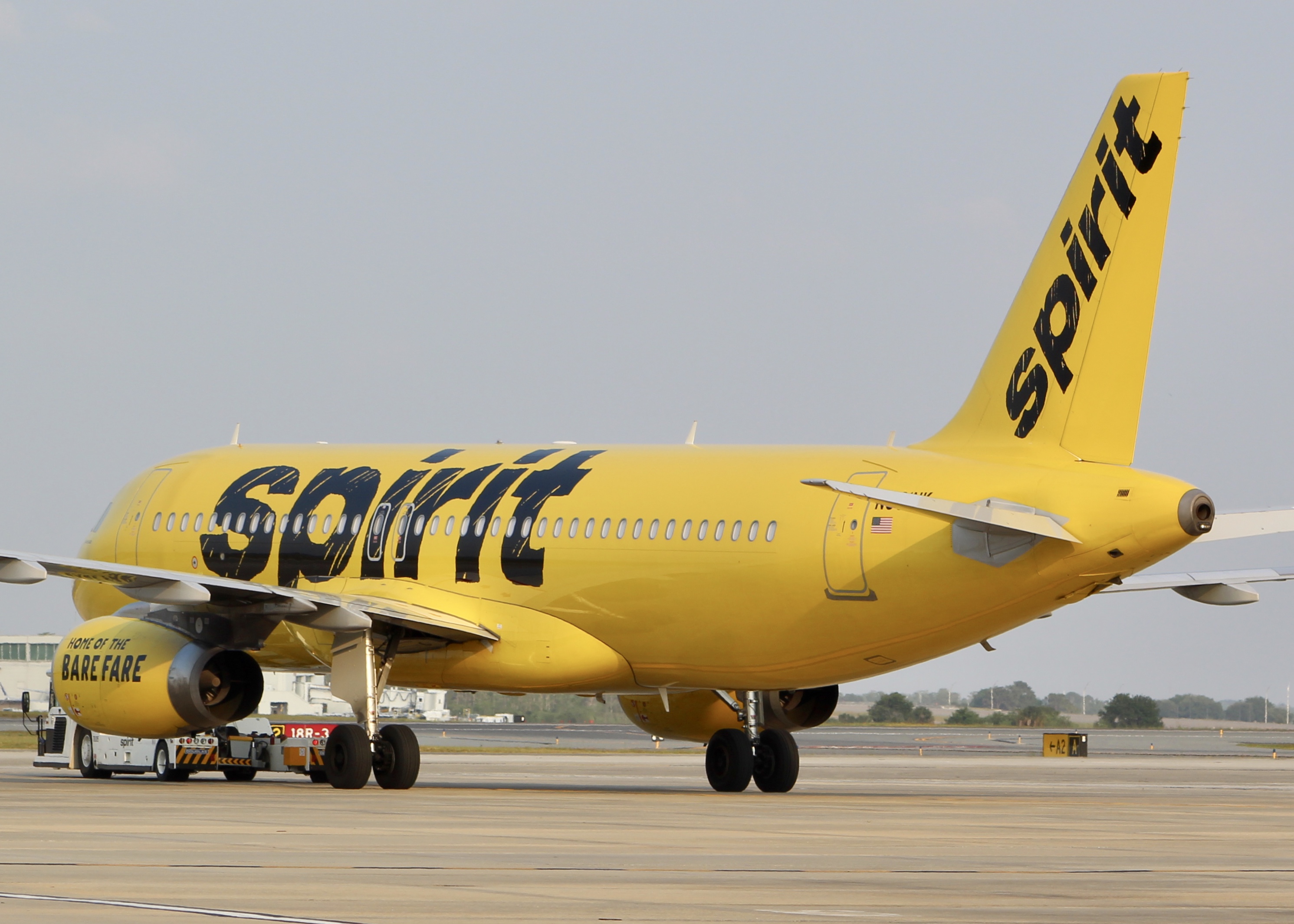 Full size: Spirit Airlines Airbus A320  at Orlando International Airport