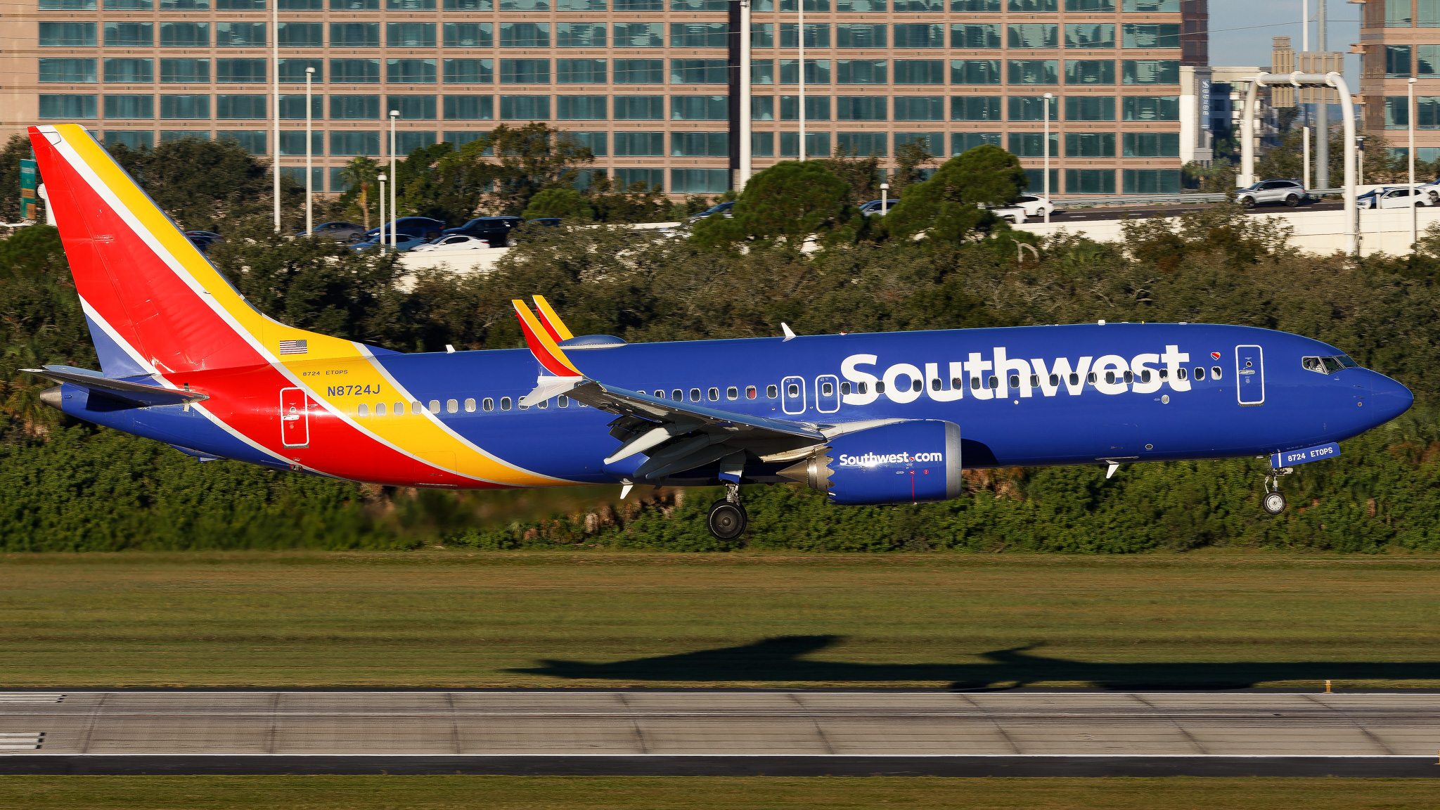 Full size: southwest Airlines Boeing 737 MAX 8 N8724J at Tampa International Airport