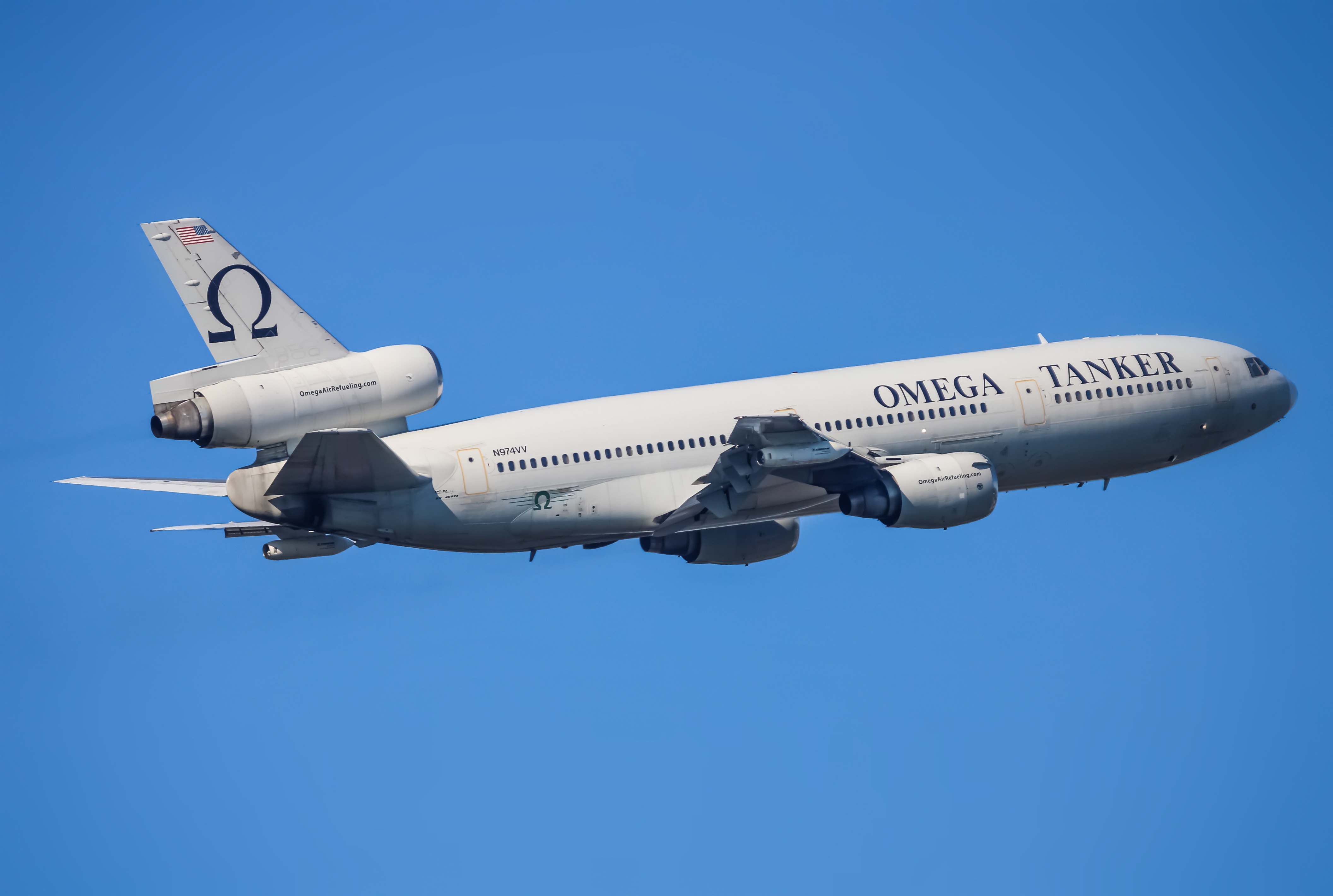 Full size: Omega Air Refueling  McDonnell Douglas DC-10-40 N974VV at Baltimore/Washington International Thurgood Marshall Airport