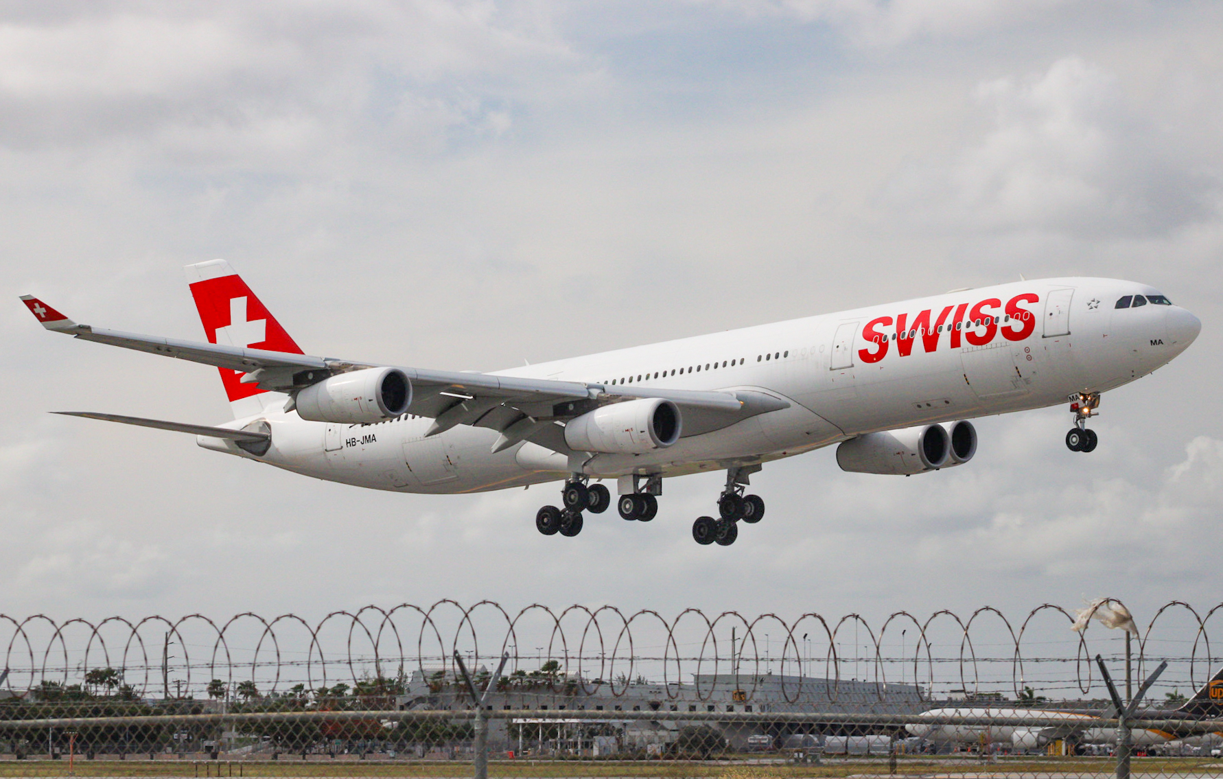 Full size: Swiss Airbus A340-300 HB-JMA at Miami International Airport