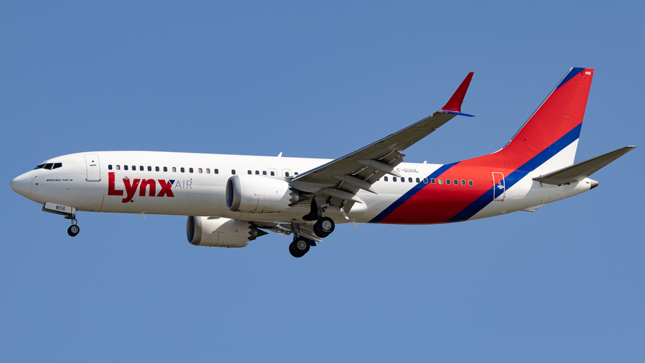 Full size: Lynx Air International Boeing 737 MAX 8 C-GUUL at Tampa International Airport