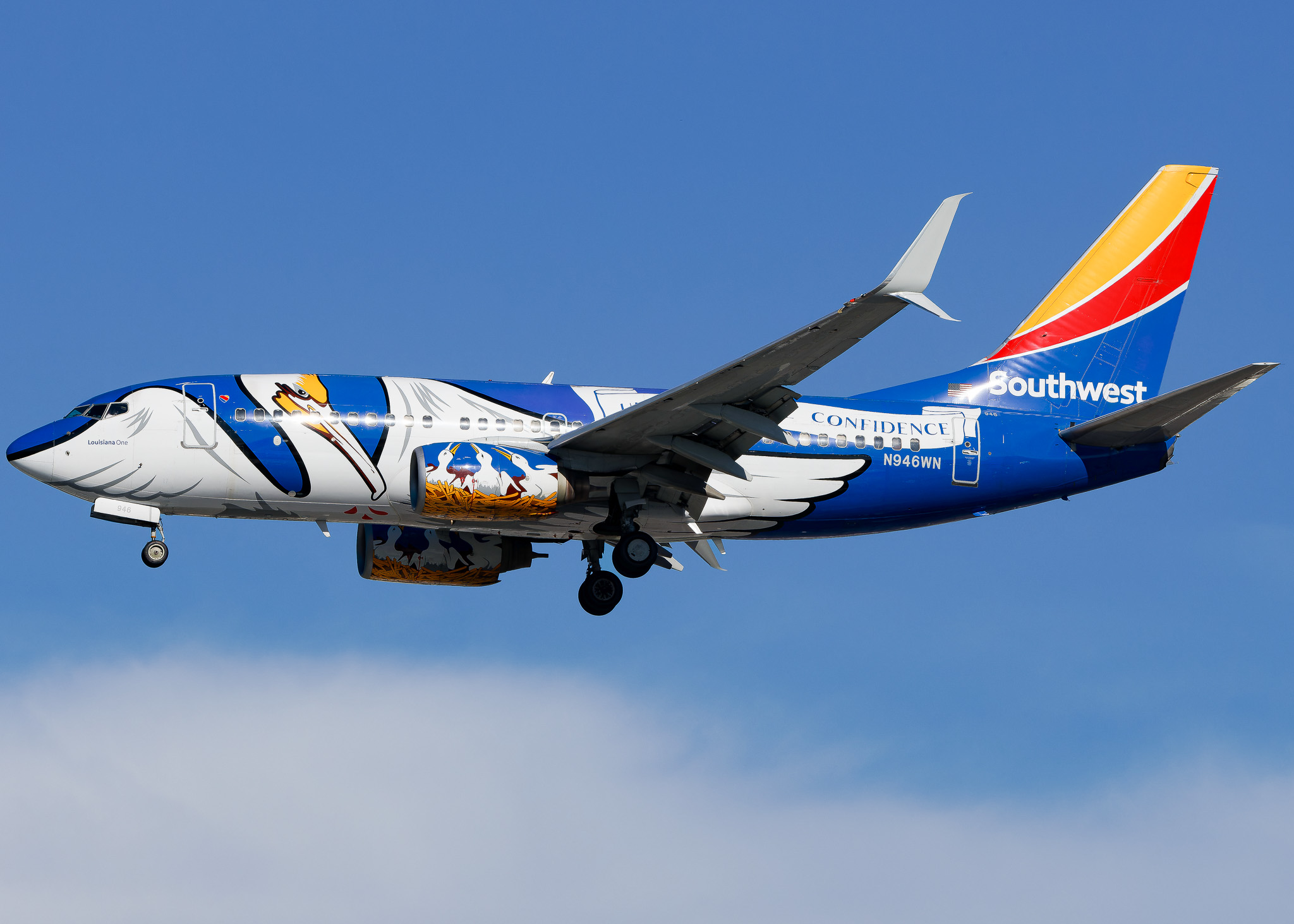 Full size: Southwest Airlines Boeing 737-700 N946WN at Tampa International Airport