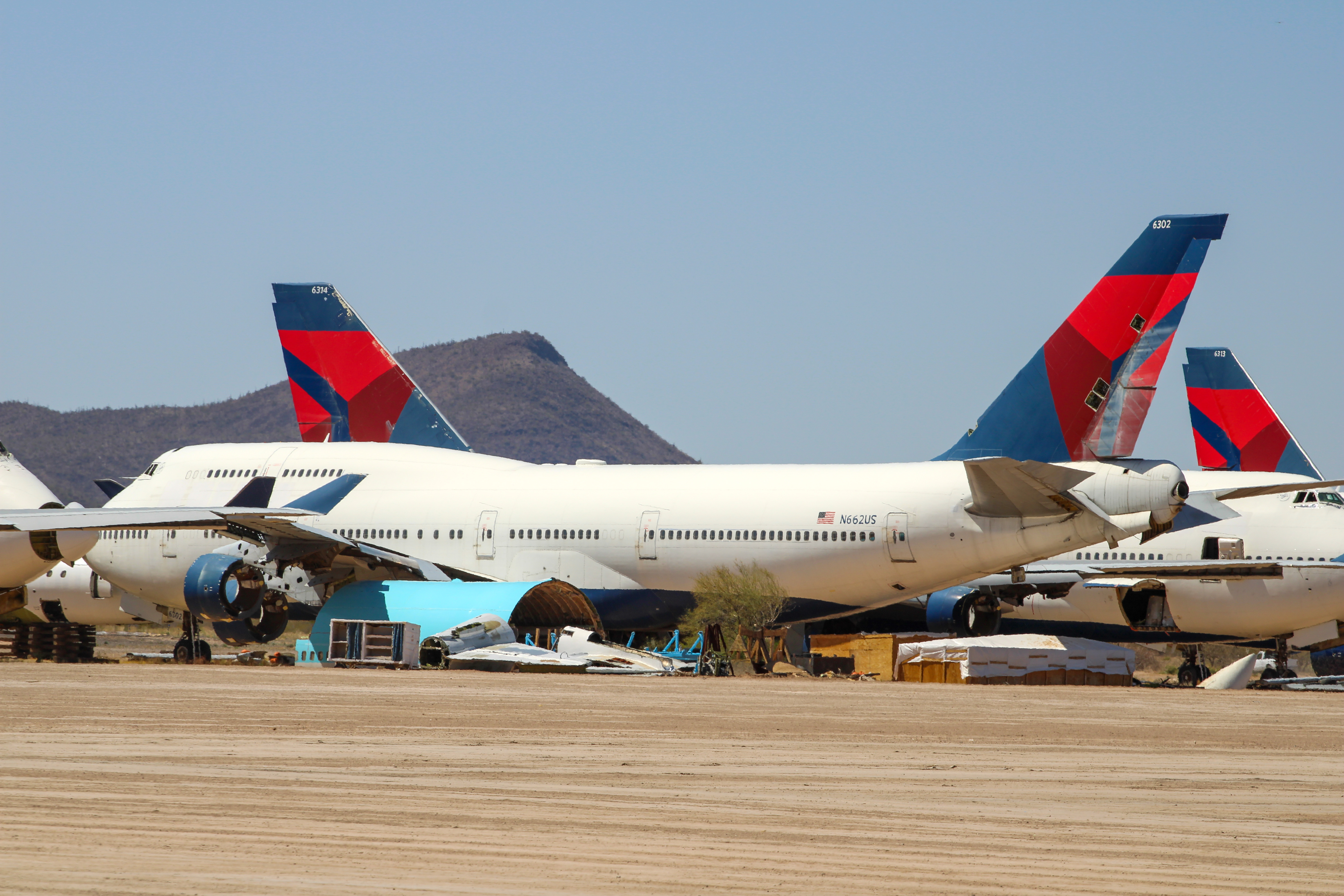 Full size: Delta Airlines Boeing 747-400 N662US at Pinal Airpark