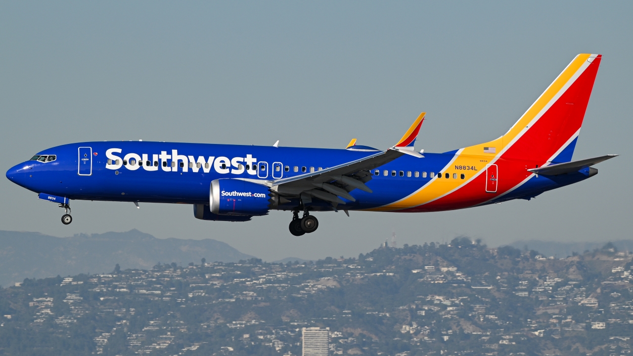 Full size: Southwest Airlines Boeing 737 MAX 8 N8834L at Los Angeles International Airport
