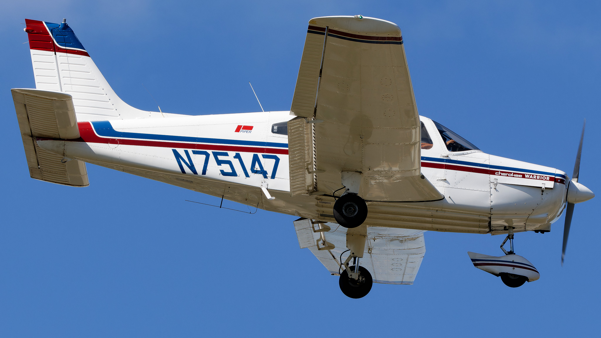 Full size: PRIVATE  Piper PA-28-151 Cherokee Warrior  N75147 at St. Petersburg Clearwater International Airport
